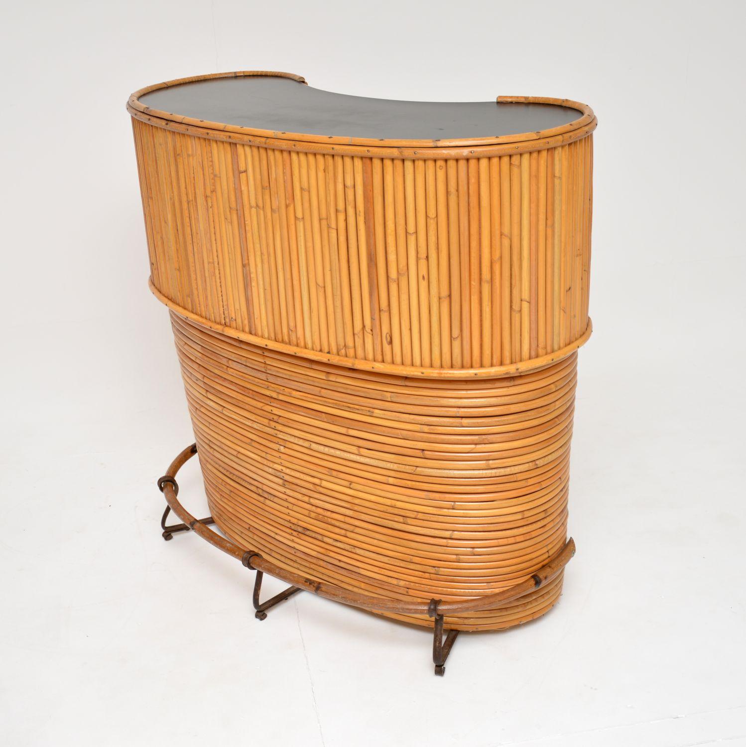 1960's Vintage Bamboo Tiki Cocktail Bar In Good Condition In London, GB
