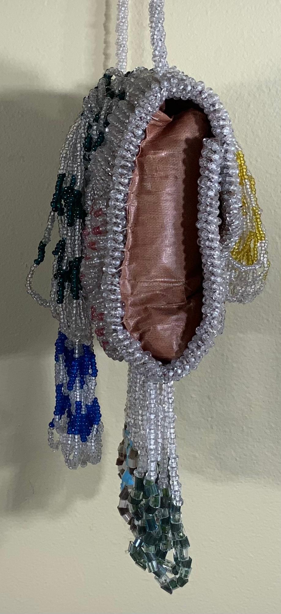 1960er Jahre Vintage Perlenbesetzte Tasche (Mitte des 20. Jahrhunderts) im Angebot