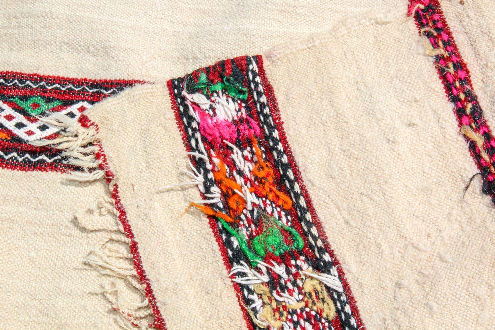 20th Century 1960s Vintage Berber Moroccan Handira Bohemian Tribal Style Flat-Weave Textile For Sale