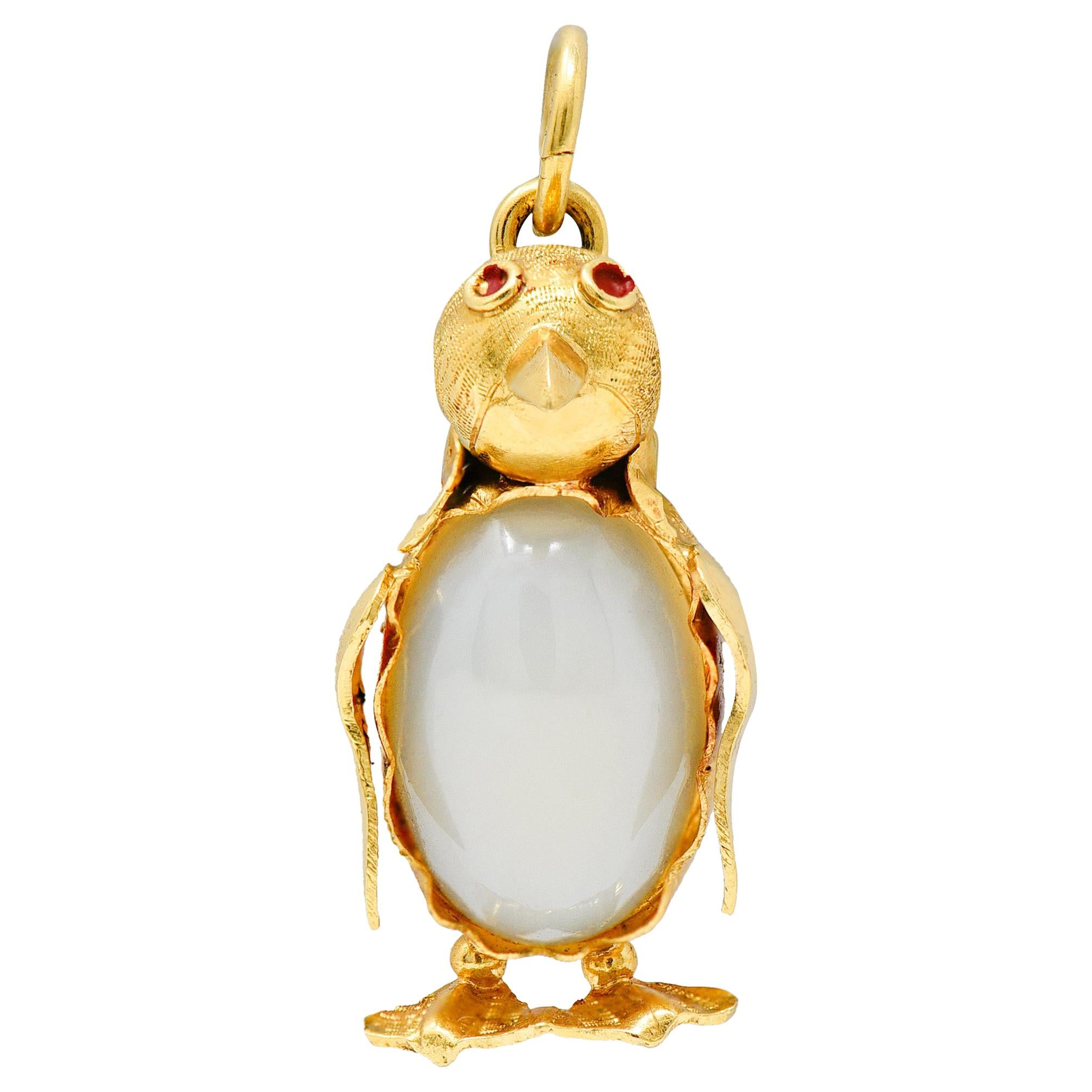 1960
s Vintage Schwarz 
Weißer Achat 18 Karat Gold Pinguin Charme