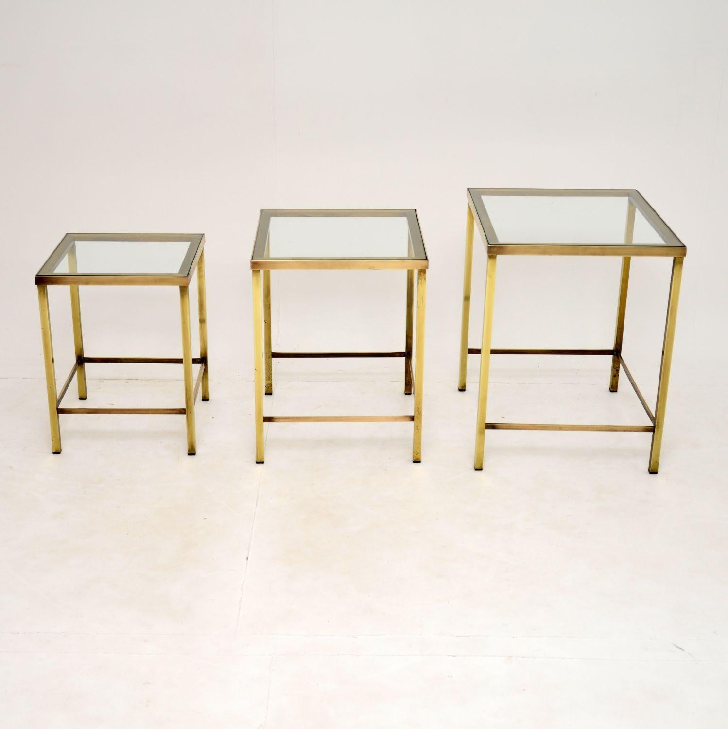 1960’s Vintage Brass & Glass Nest of Tables In Good Condition In London, GB