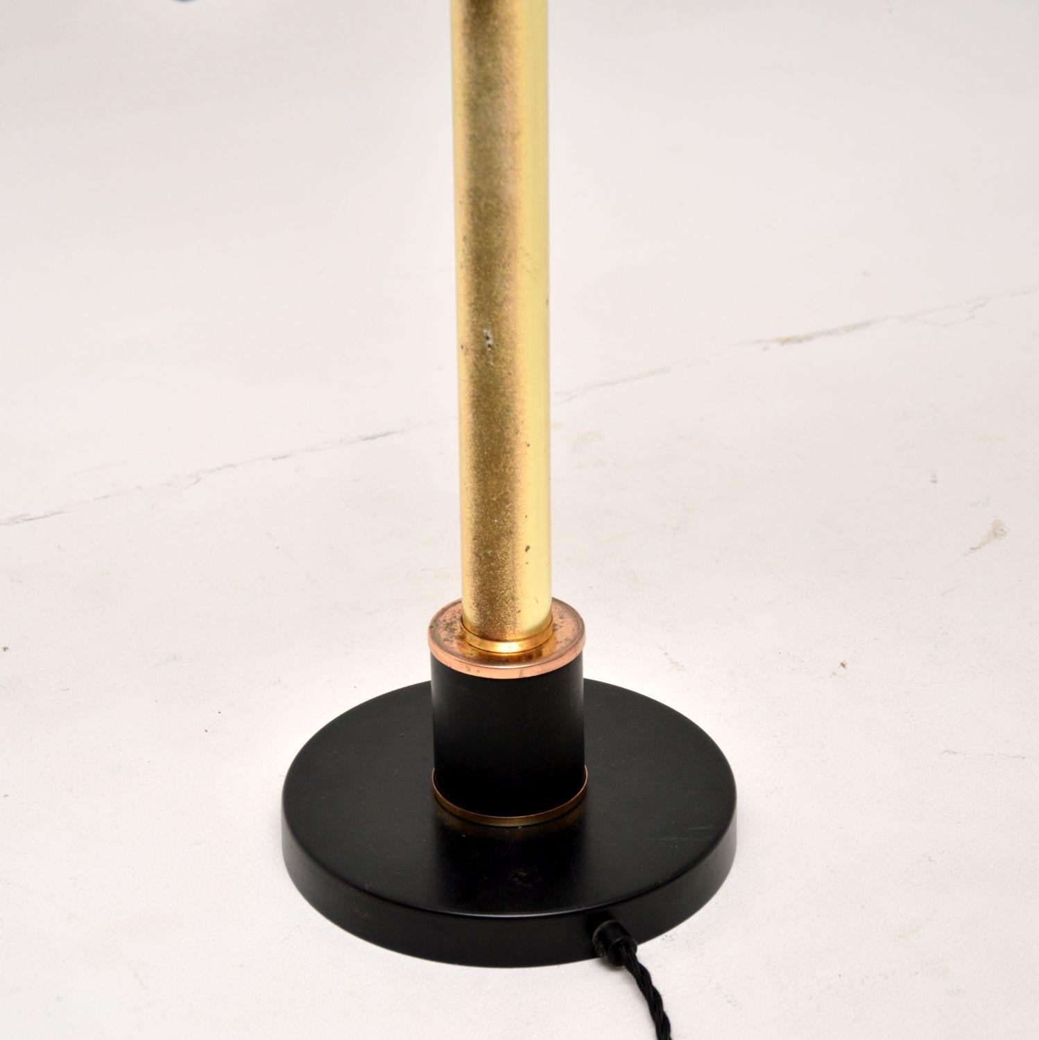 1960's Vintage Brass & Glass Table Lamp For Sale 1
