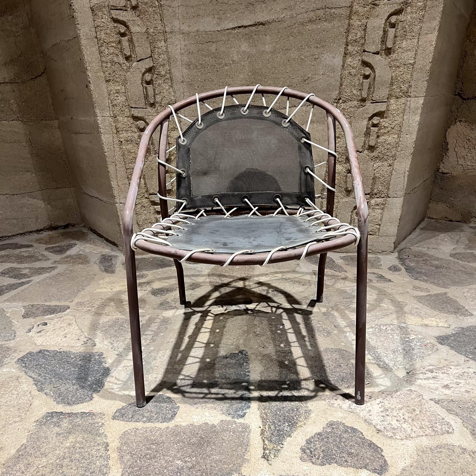 Aluminum 1960s Vintage Brown Jordan Patio Chair Set Four For Sale