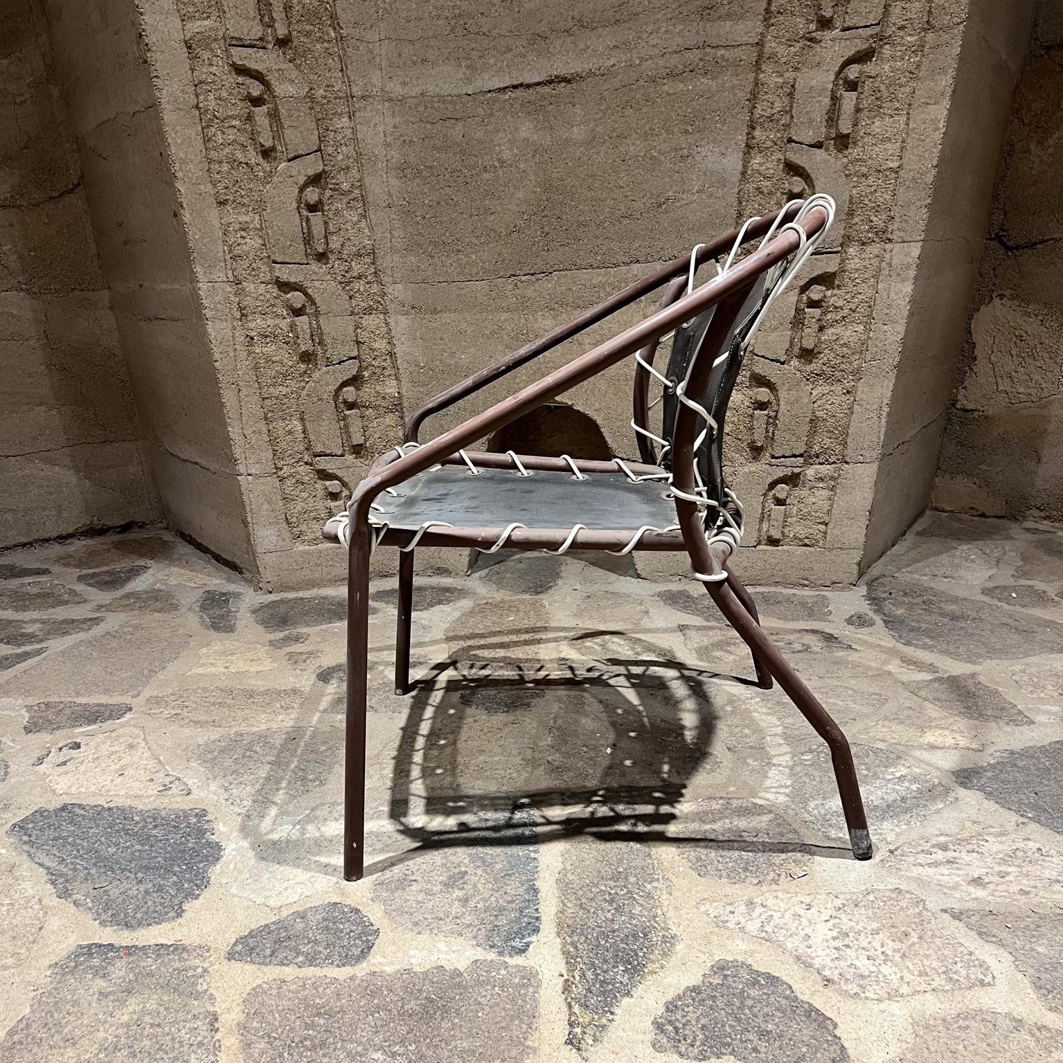 1960s Vintage Brown Jordan Patio Chair Set Four For Sale 2