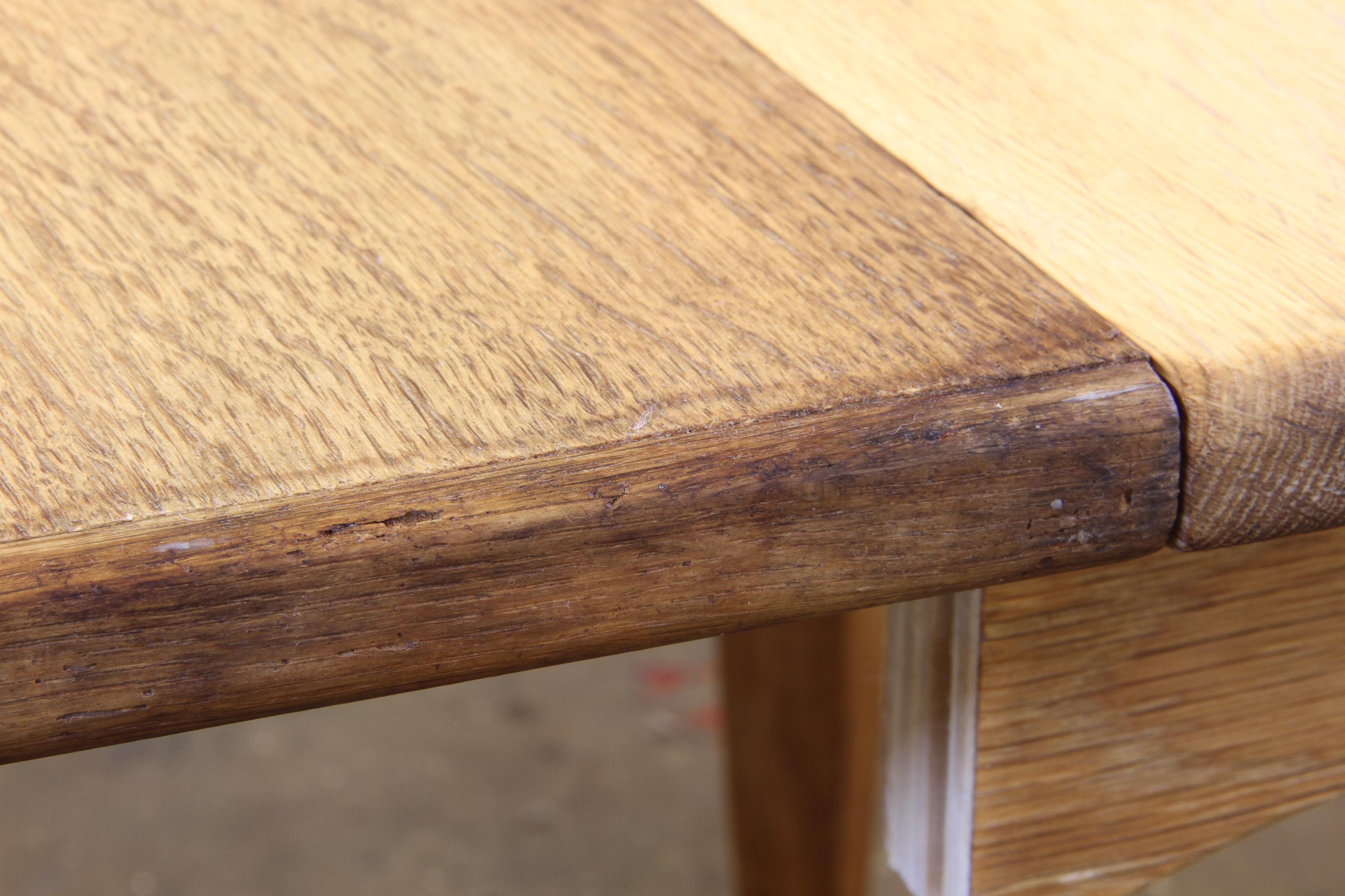 1960s Vintage Brutalist Danish Extending Oak Dining table style Henning Kjærnulf For Sale 9
