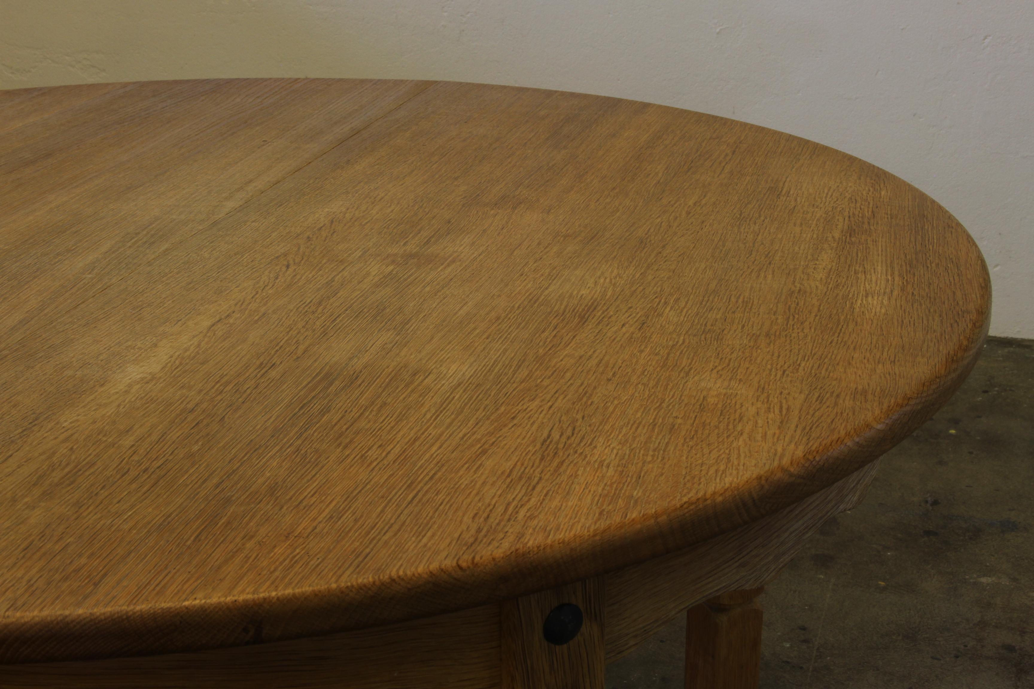 1960s Vintage Brutalist Danish Extending Oak Dining table style Henning Kjærnulf For Sale 11