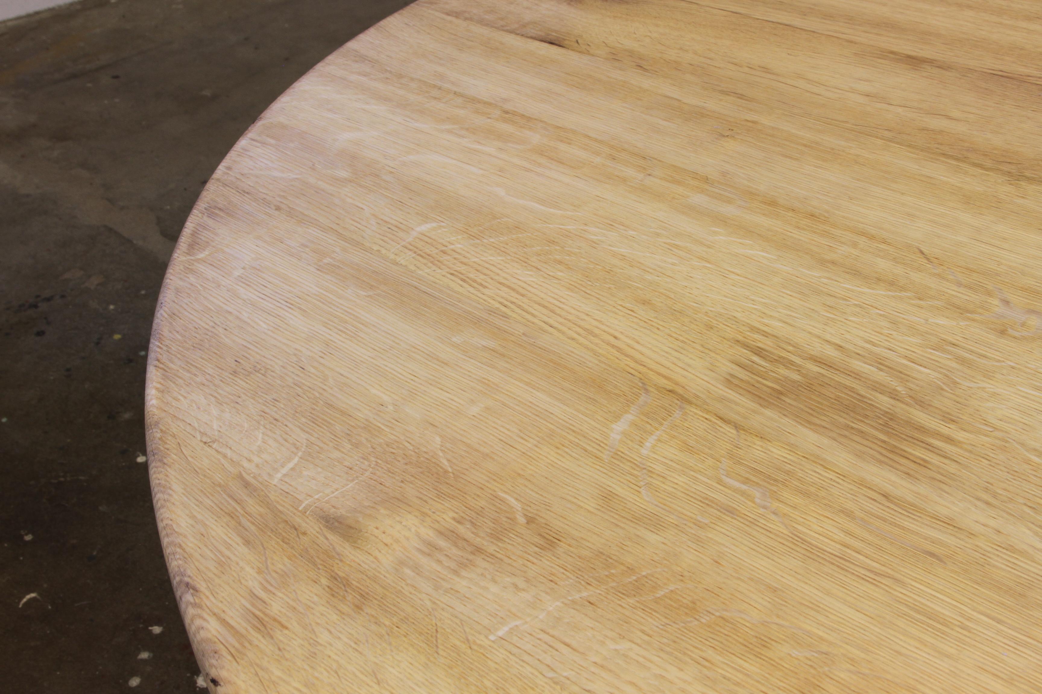 1960s Vintage Brutalist Danish Extending Oak Dining table style Henning Kjærnulf For Sale 4