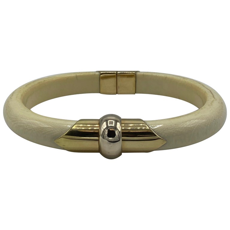 1960's Vintage BVLGARI Yellow Gold and Bone Choker Necklace at 1stDibs