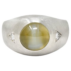1960's Vintage Cat's Eye Chrysoberyl Diamond Platinum Unisex Gypsy Ring