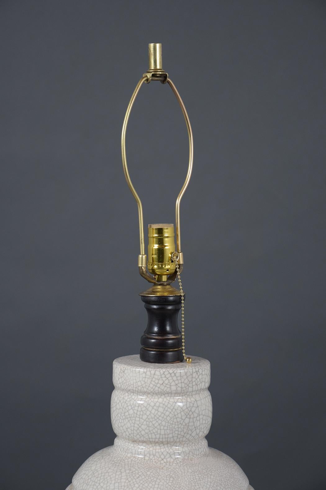 1960er Vintage-Tischlampen aus Keramik: Restaurierte Eleganz trifft auf modernen Chic (Geschnitzt) im Angebot