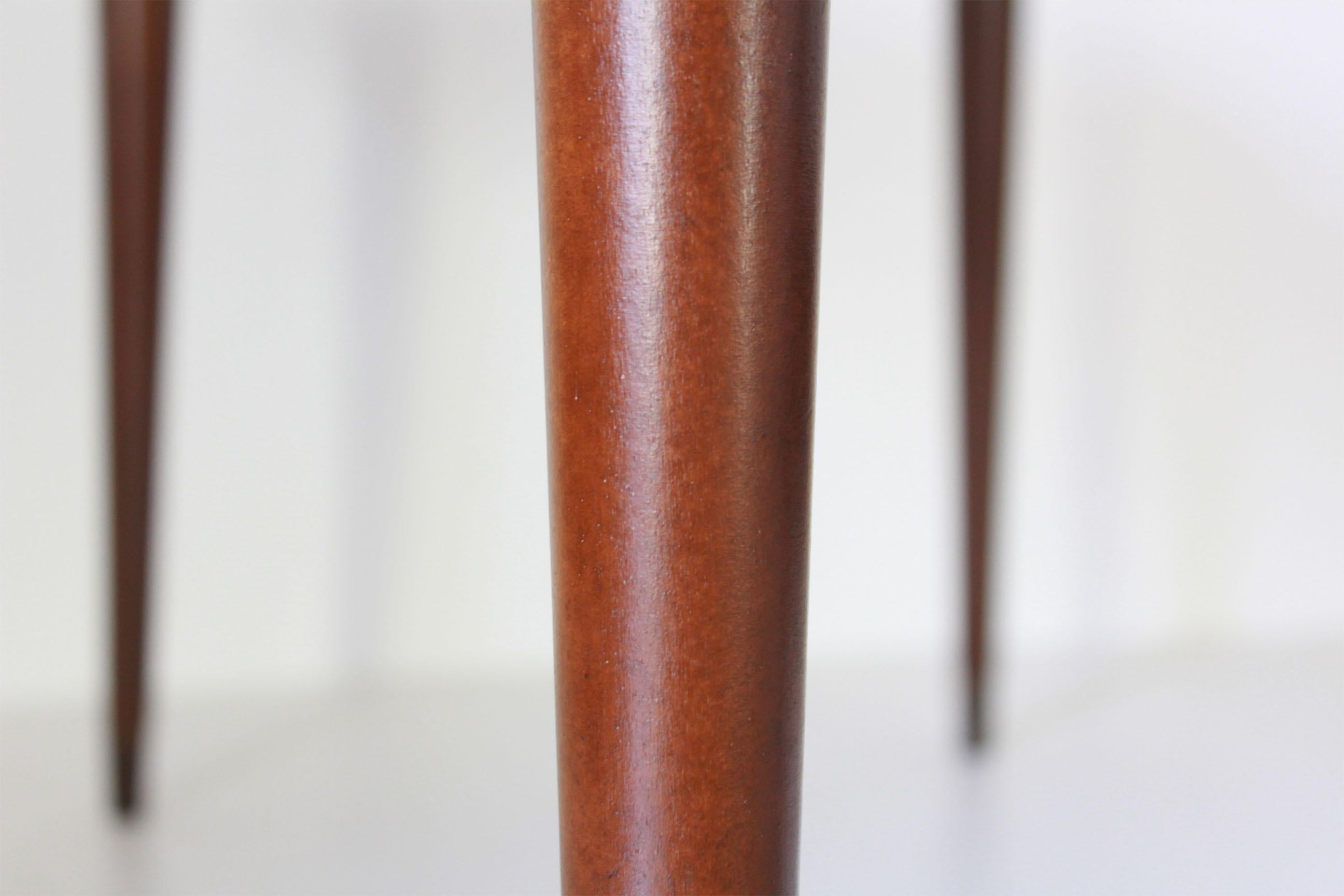 Table basse rectangulaire scandinave vintage en bois des années 1960 en vente 2