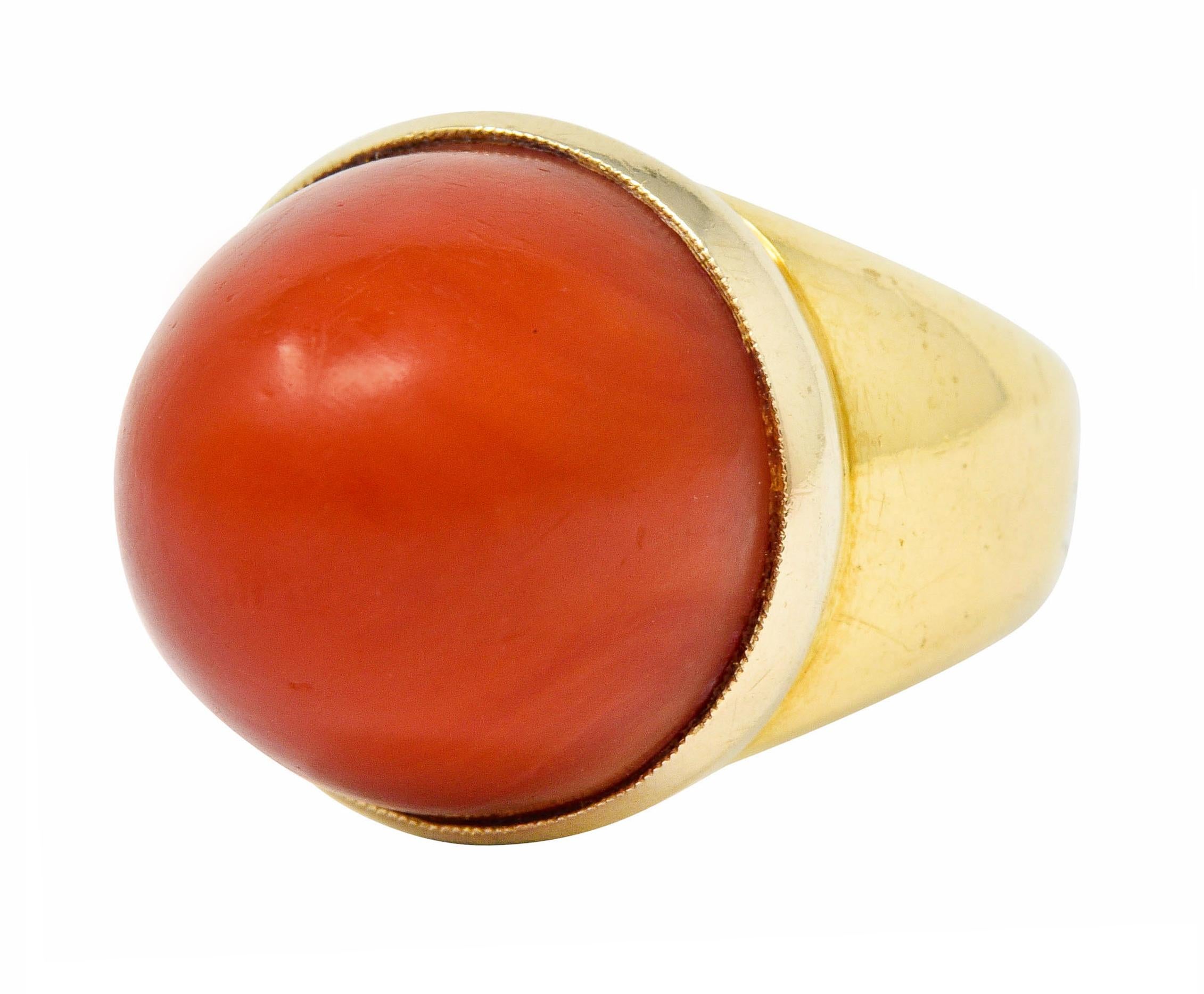 1960s Vintage Coral Cabochon 18 Karat Gold Statement Ring In Excellent Condition In Philadelphia, PA