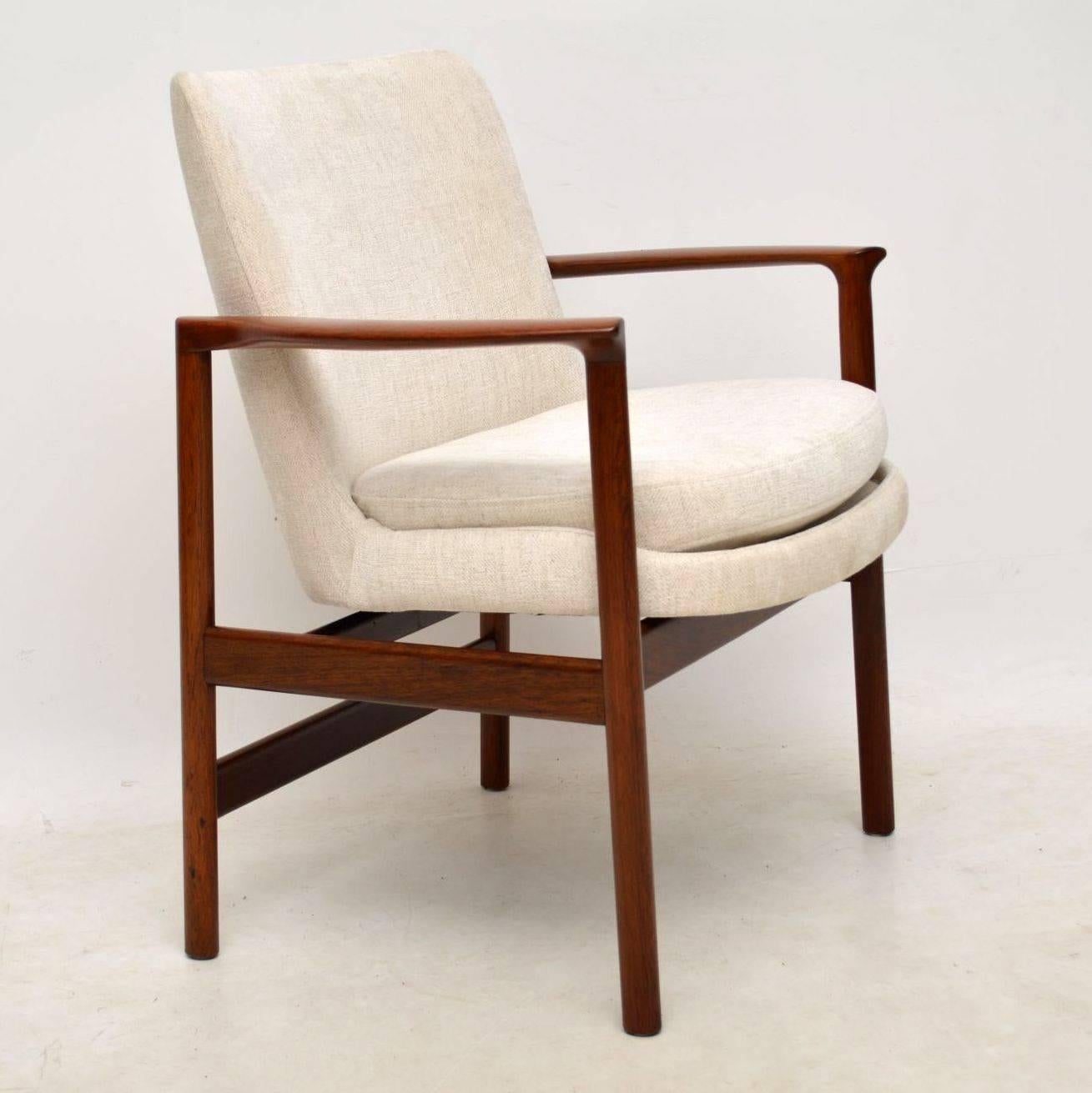 1960s Vintage Danish Armchair In Excellent Condition In London, GB