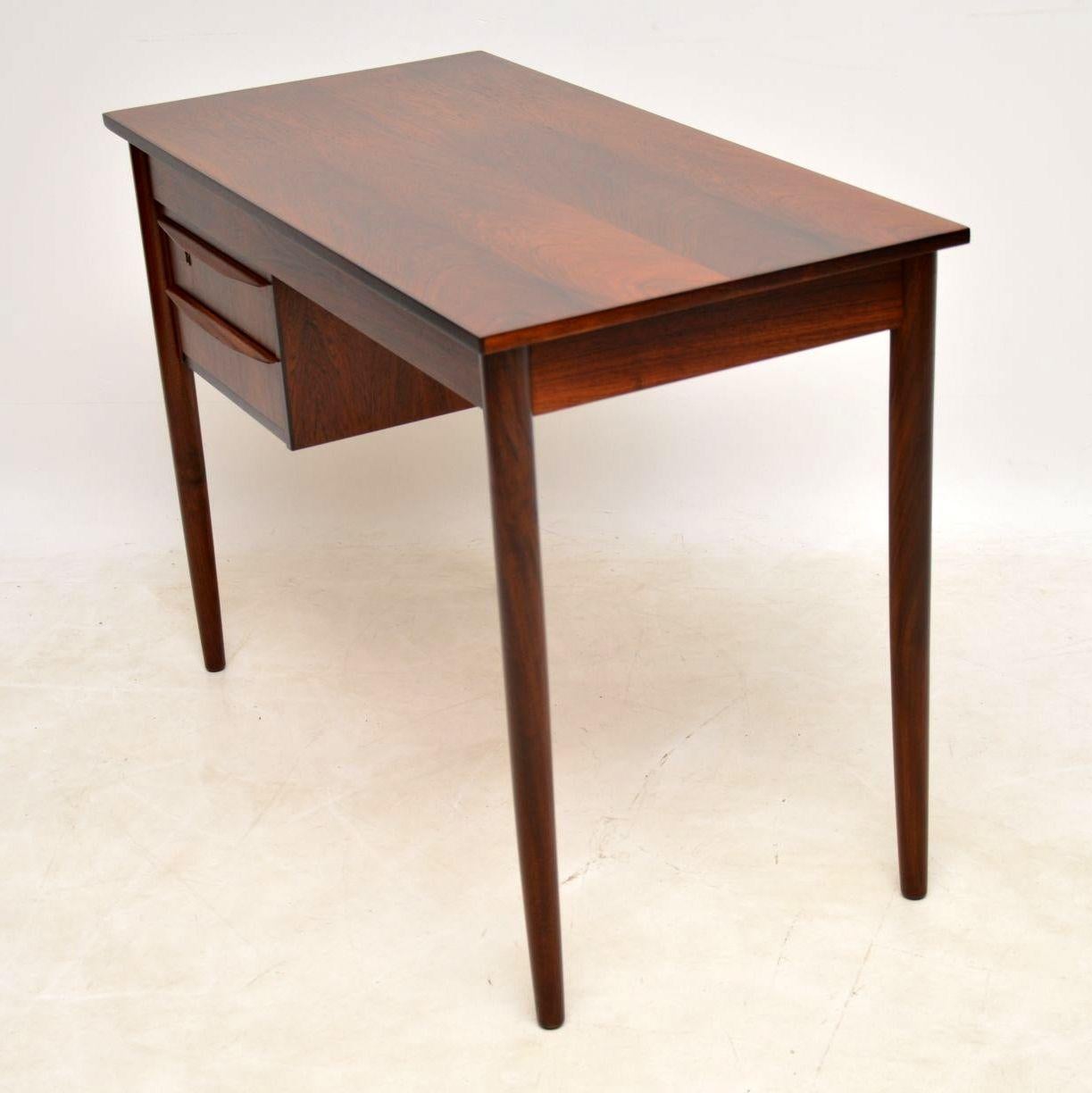 1960s Vintage Danish Desk In Good Condition In London, GB