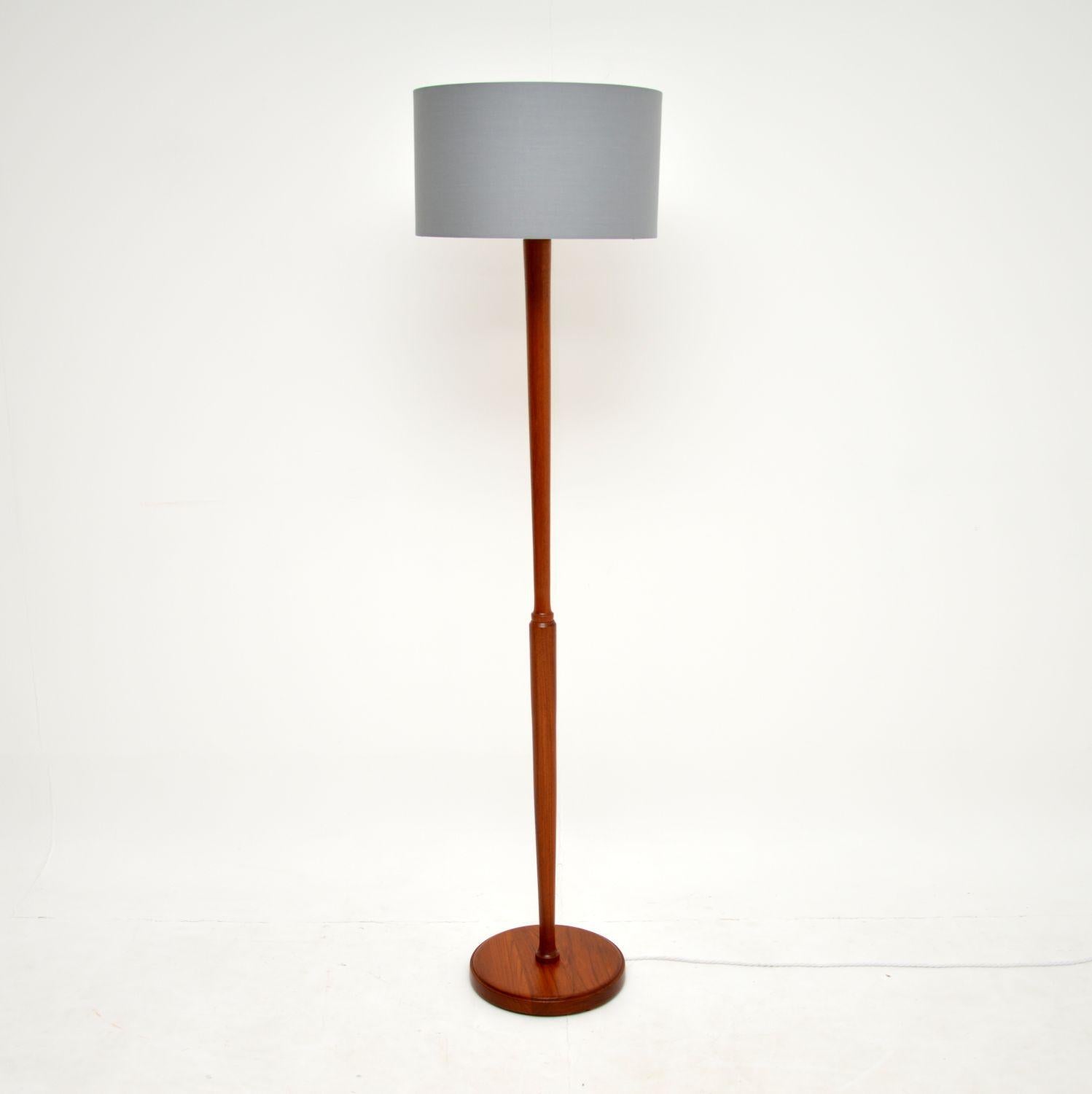 A beautifully made vintage floor lamp in solid teak. This was most likely made in Denmark, it dates from the 1960’s.

We have had this completely stripped and re-polished to a very high standard, it is in superb condition throughout. This has a