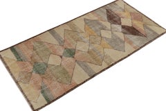 Tapis déco vintage des années 1960 beige-marron à motif géométrique multicolore de Rug & Kilim