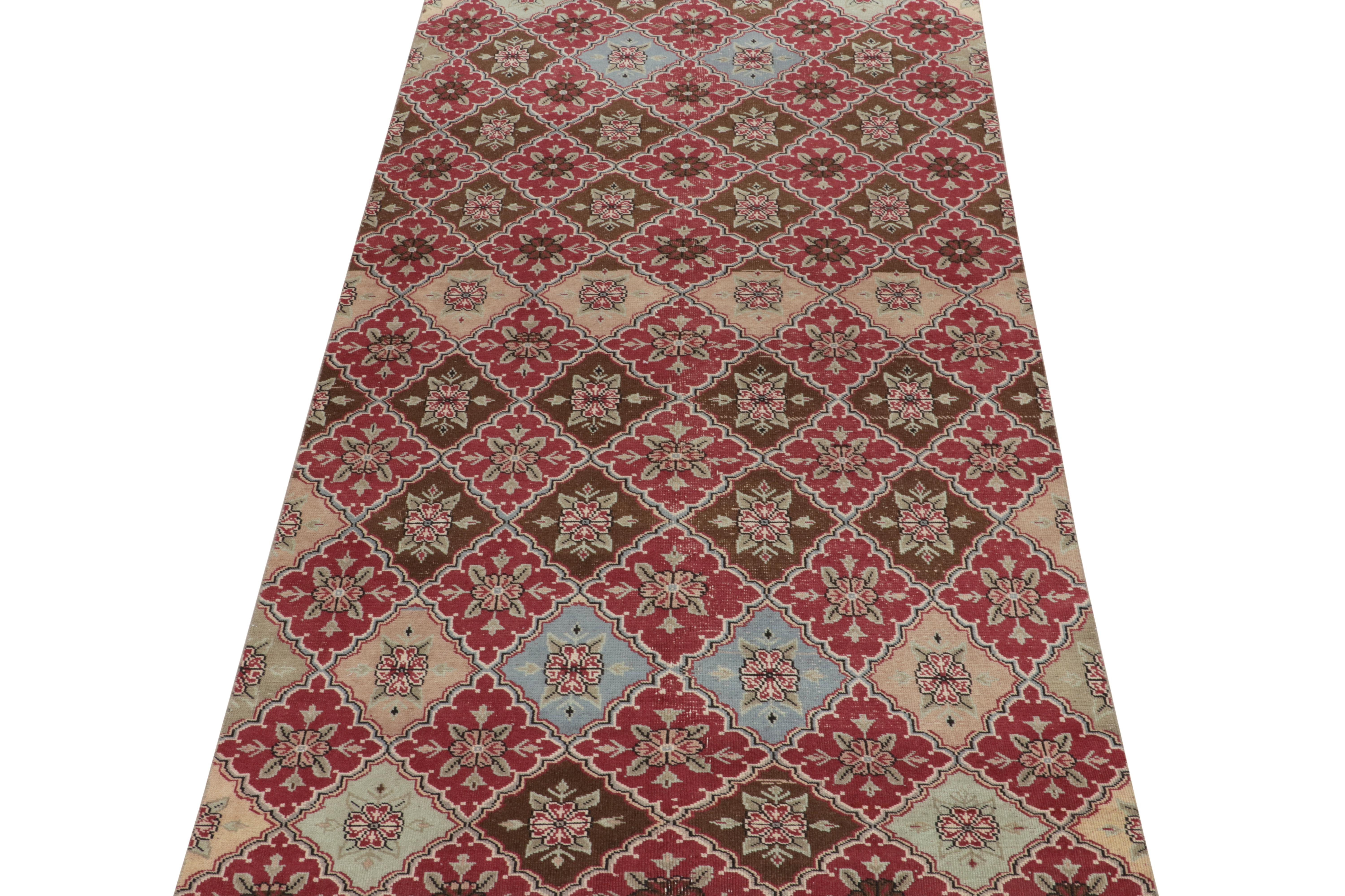 A 5x9 vintage rug exemplifying Turkish art deco sensibilities, among the latest to join our Mid Century Pasha Collection. 

Coming from a bold Turkish designer, this 1960s piece features a well defined trellis floral pattern in a rich, rare