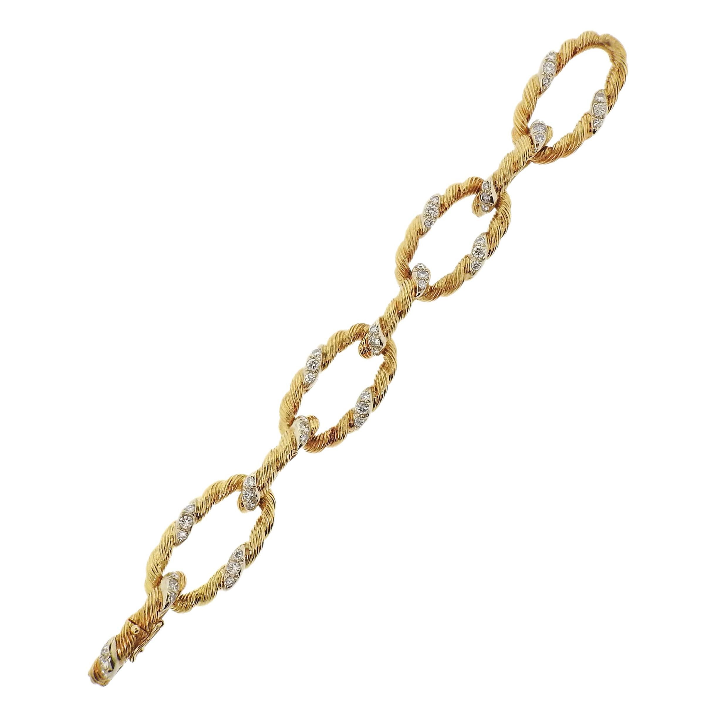 1960s Vintage Diamond Oval Link Gold Bracelet For Sale