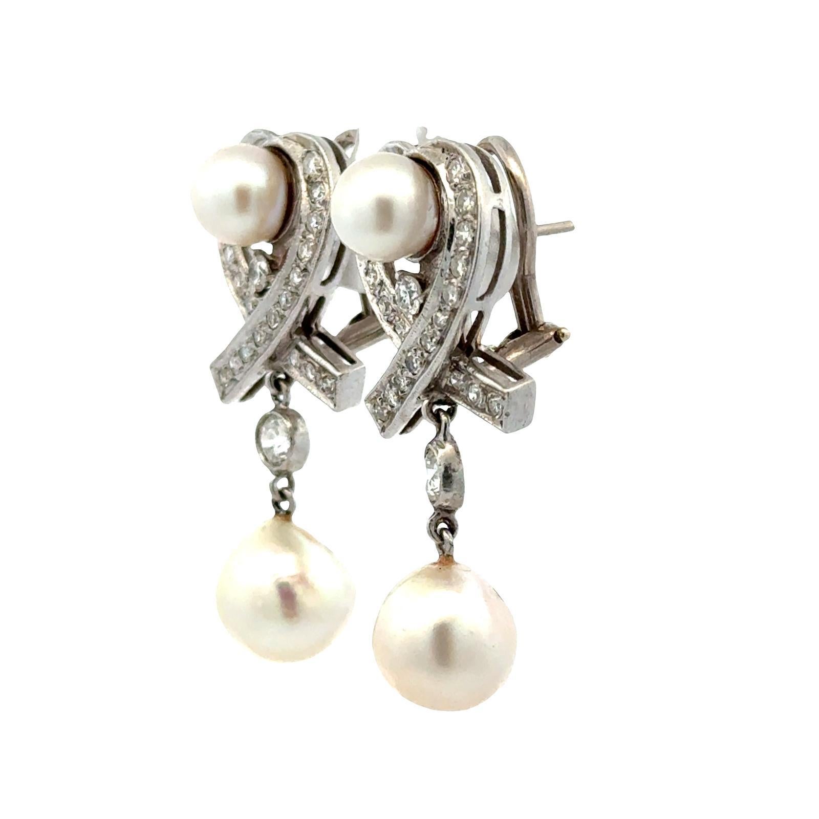 1960's Vintage Diamant & Perle 14 Karat Weißgold Drop Lever-Back-Ohrringe im Angebot 1