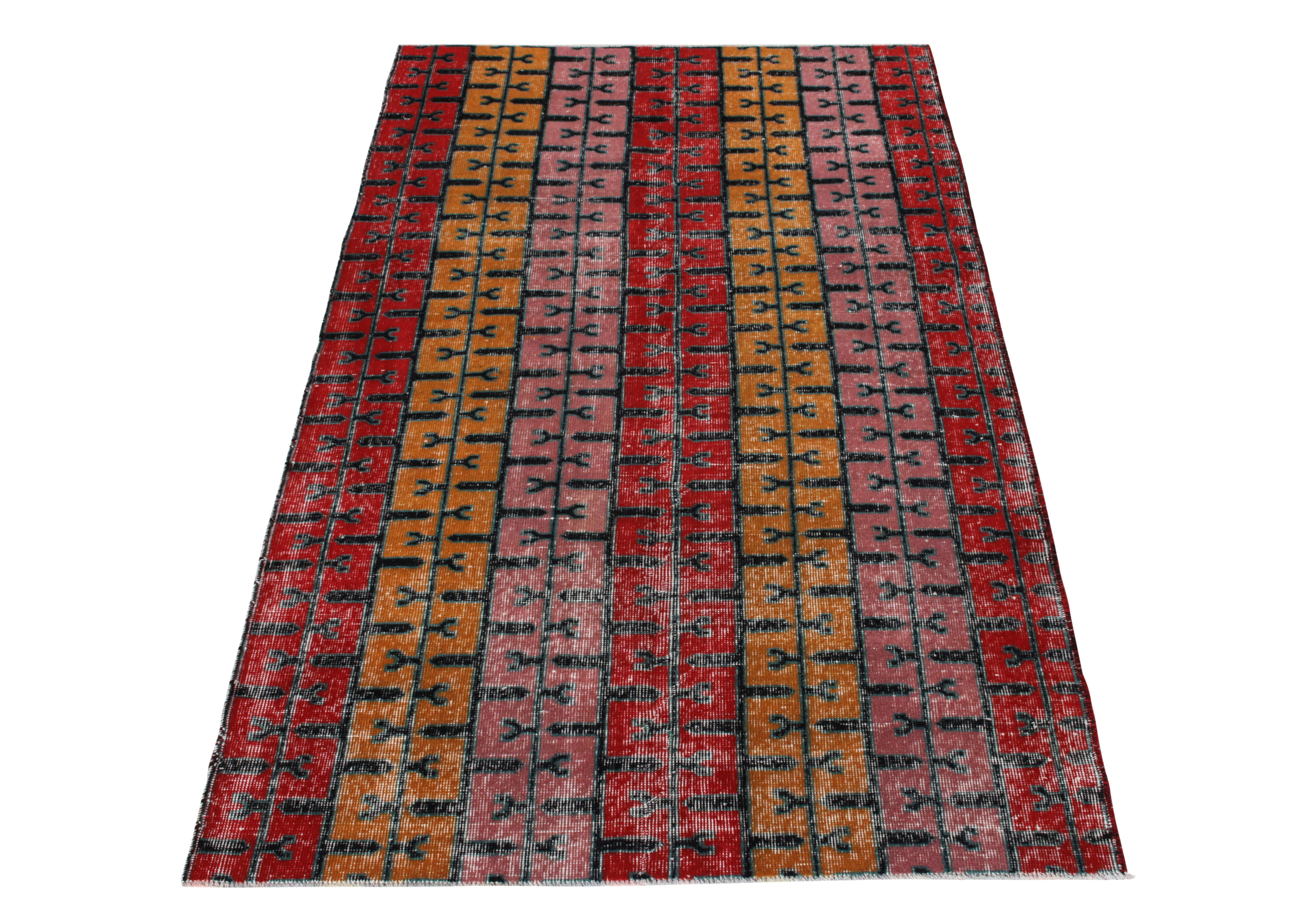 Hand-knotted in wool from Turkey circa 1960-1970, a vintage Mid-Century Modern rug joining Rug & Kilim’s mid-century Pasha collection. Commemorating works of a celebrated multidisciplinary Turkish artist of the period, this work exemplifies the