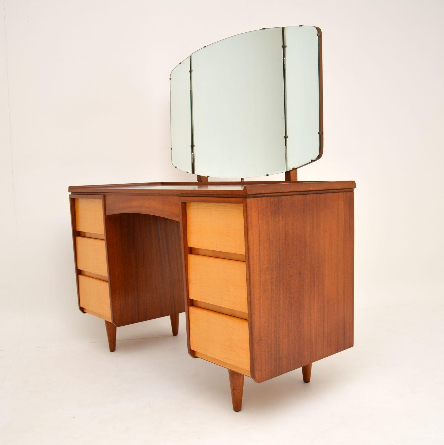 1960s dressing table