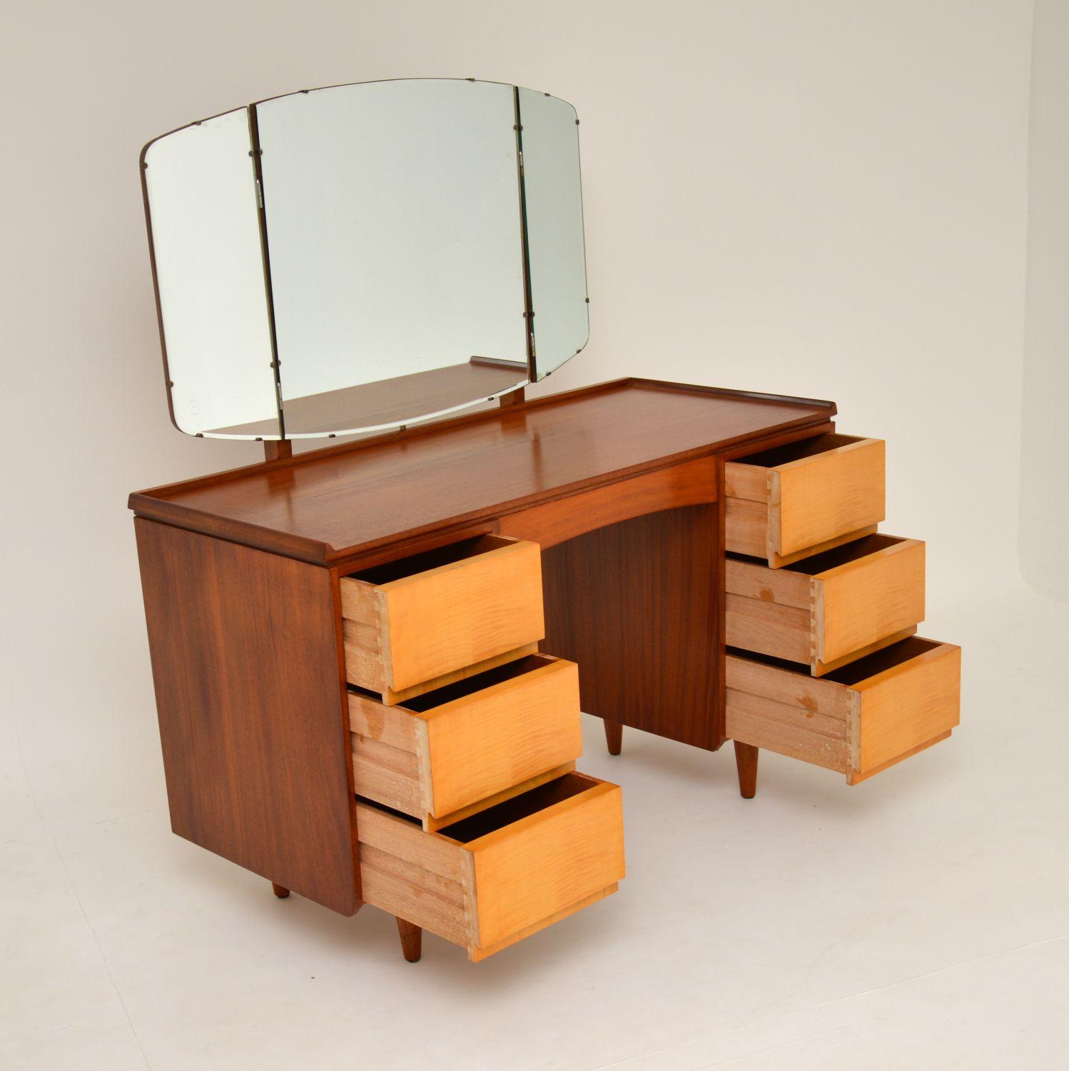 Mid-Century Modern 1960's Vintage Dressing Table in Sycamore & Walnut