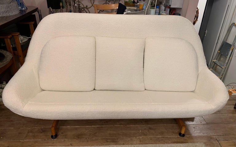 1960s Vintage English Greaves and Thomas 'Egg' Sofa in White Boucle Fabric