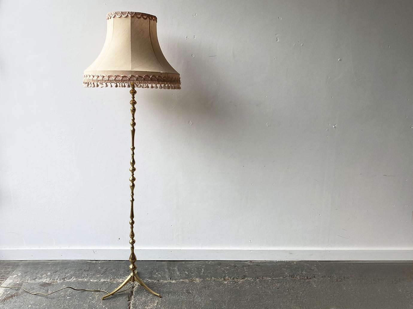 1960’s vintage floor lamp with brass pole For Sale at 1stDibs