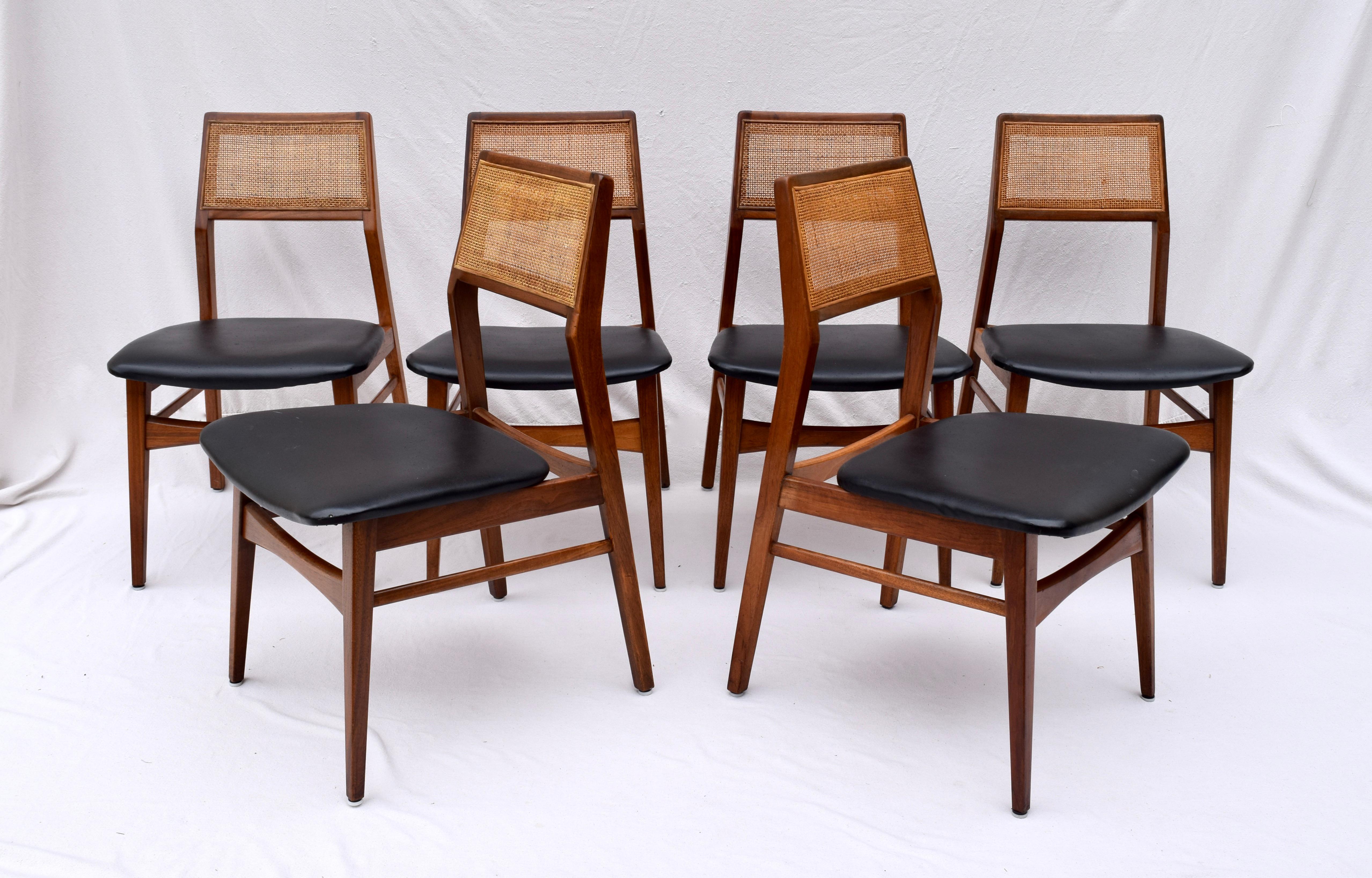 Scandinavian Modern 1960s Vintage Foster McDavid Walnut Dining Chairs, Set of 6