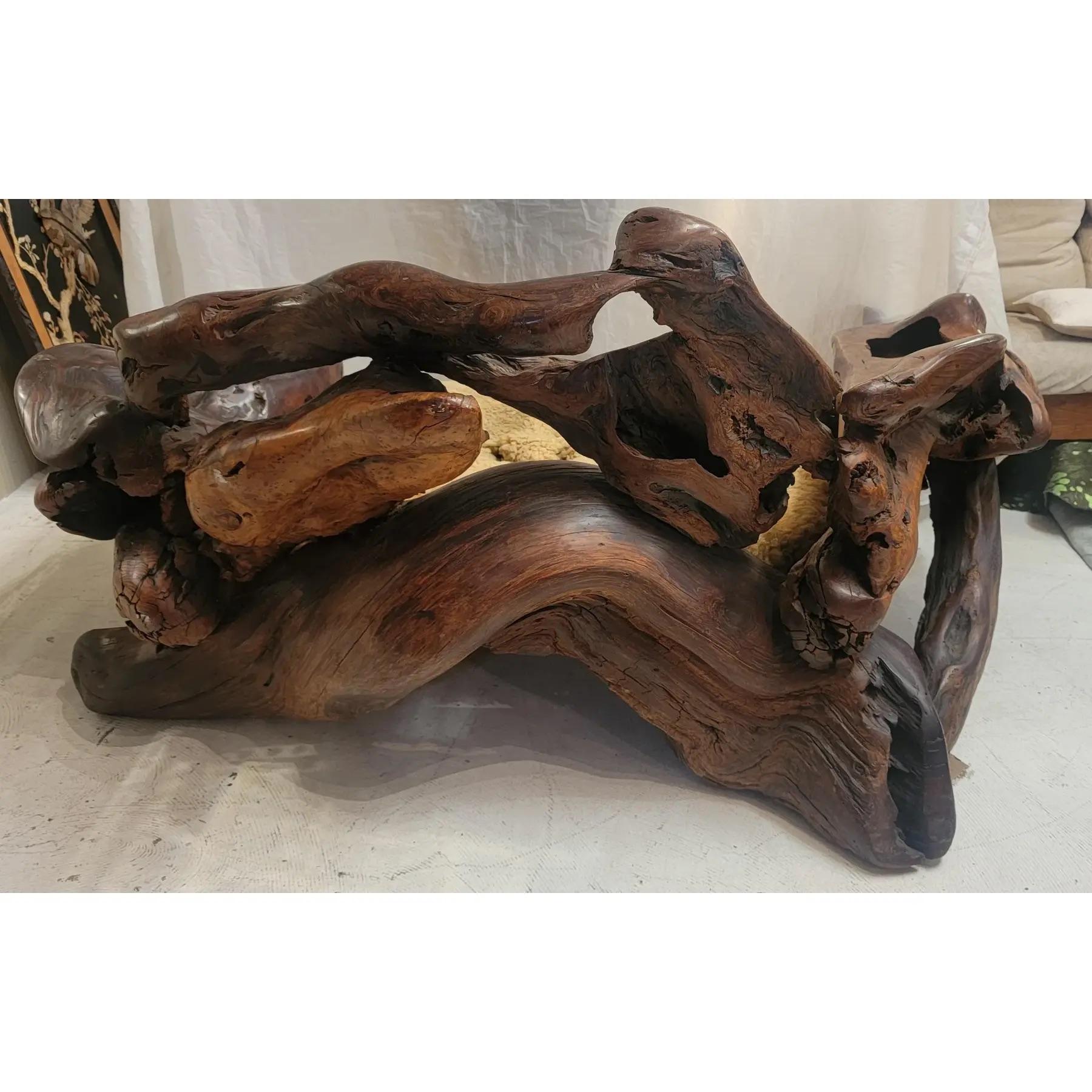 1960s Vintage Free Form Slab Redwood Settee Sheep Skin (amerikanisch) im Angebot