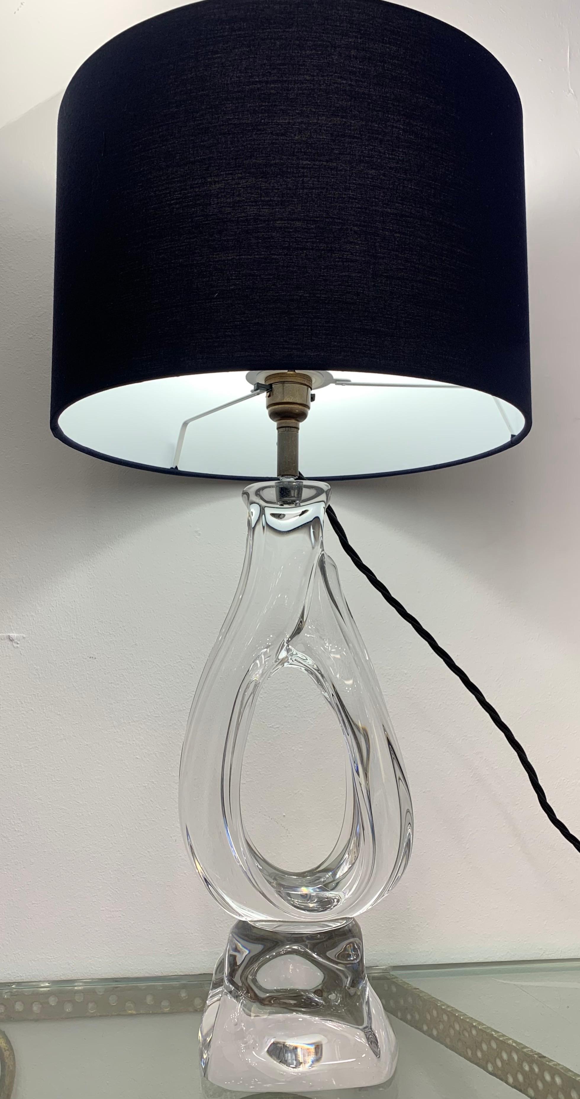 Mid-Century Modern 1960s Vintage French Daum Crystal Glass Table Lamp, Lynx Model 73, Signed For Sale