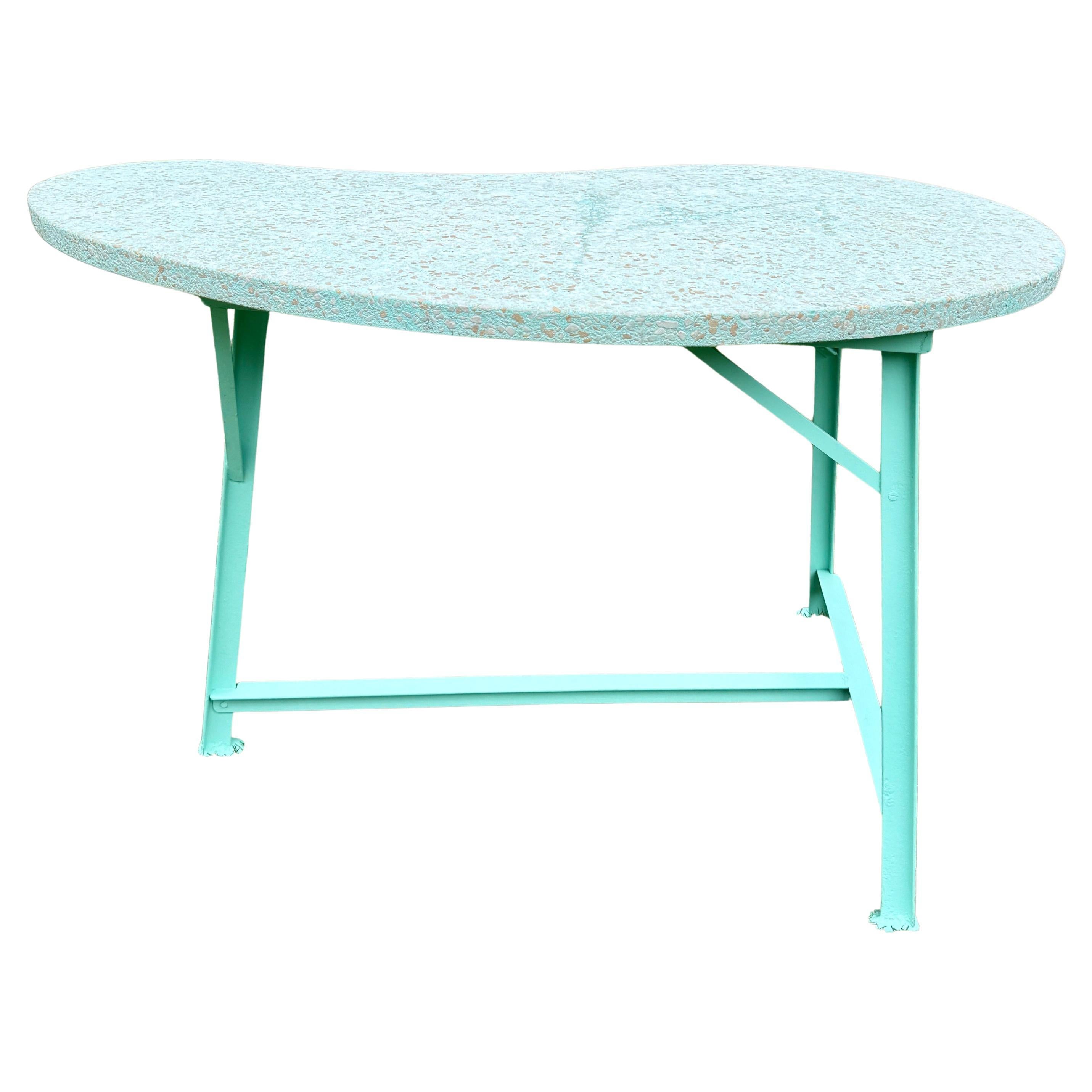 Table biomorphe française à plateau en terrazzo des années 1960 en vente