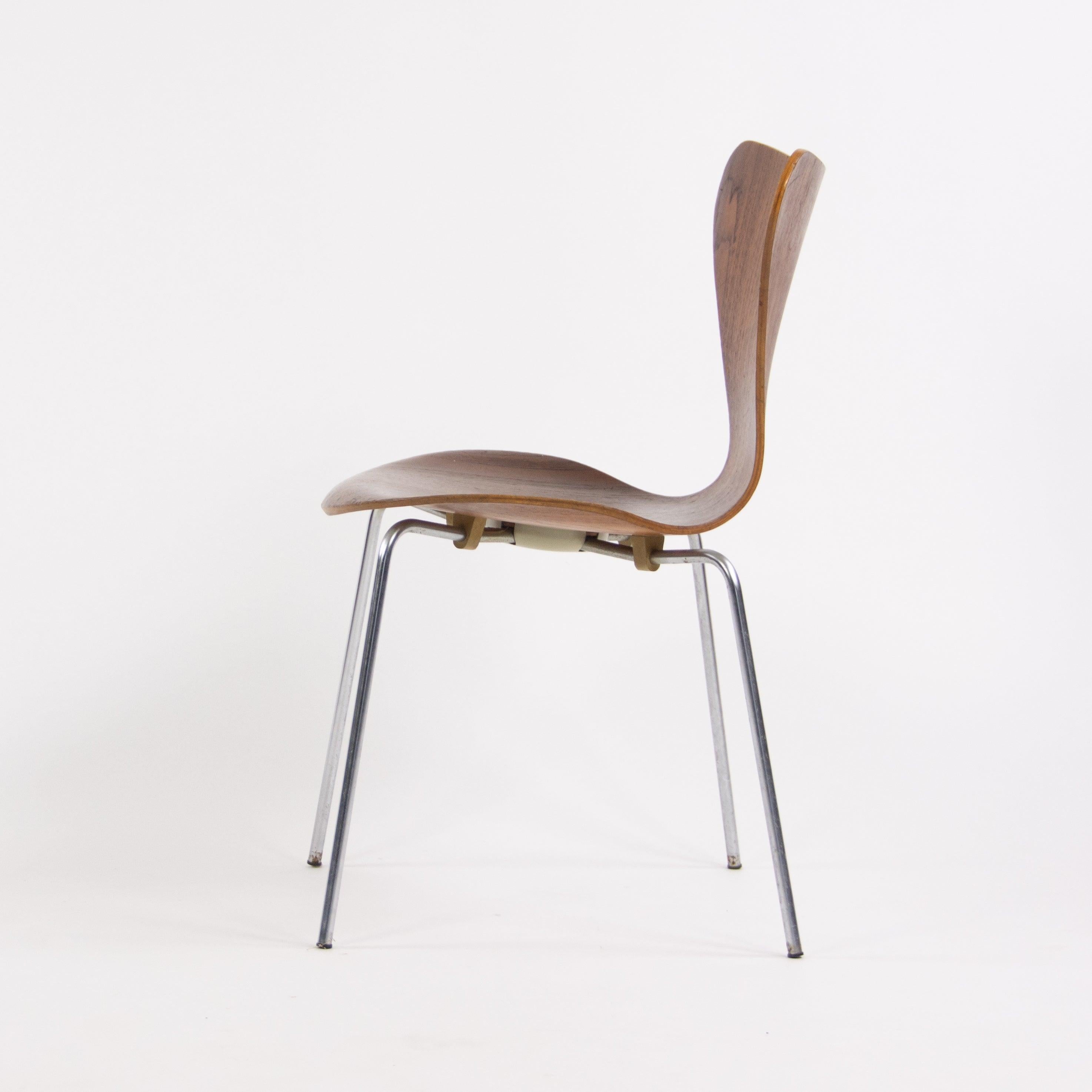 Danish 1960's Vintage Fritz Hansen Set of 4 Teak Arne Jacobsen Series 7 Dining Chairs For Sale