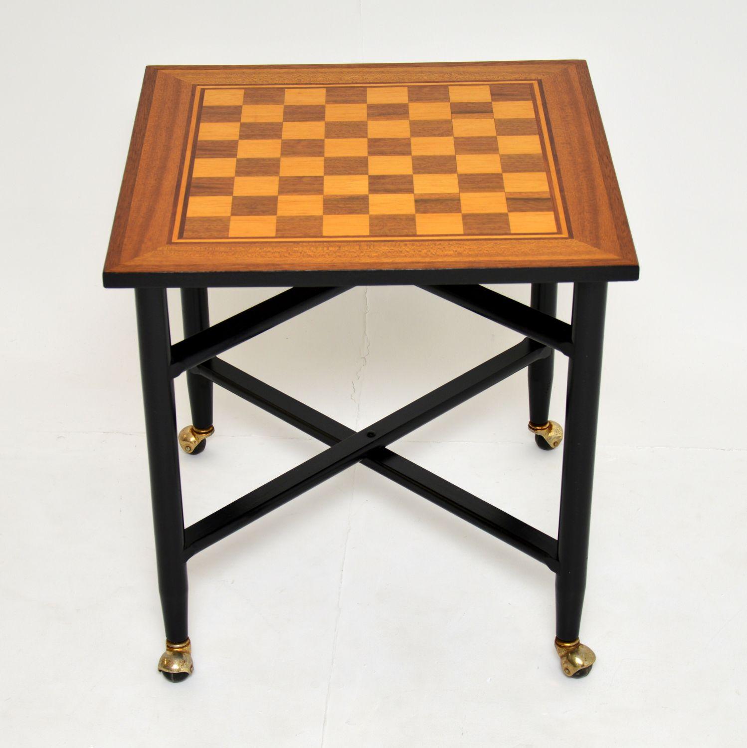 Mid-Century Modern 1960s Vintage Games / Chess Table