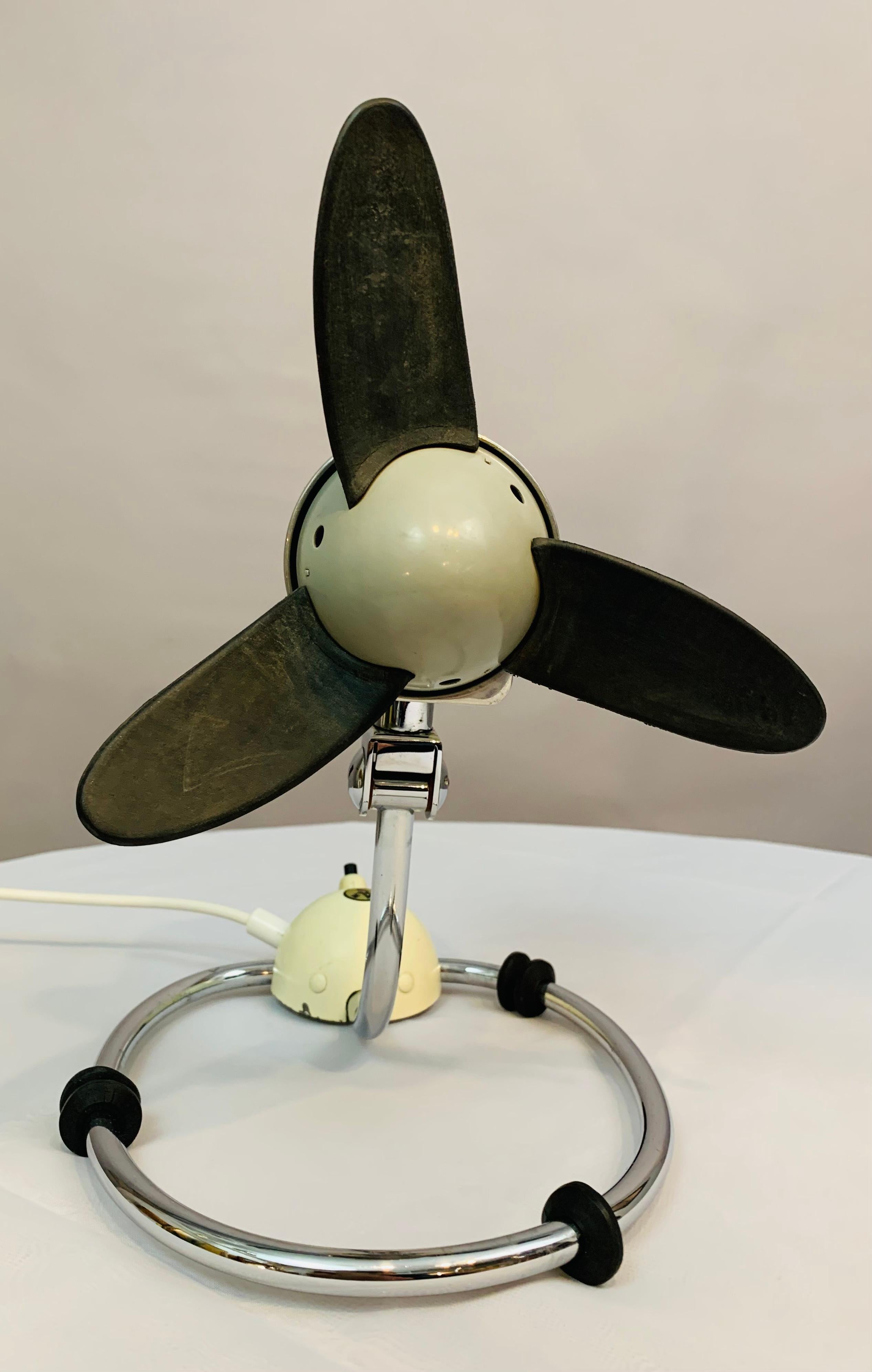 1960s Vintage German AS Industrial Directional Chrome Rubber & Metal Desk Fan 8