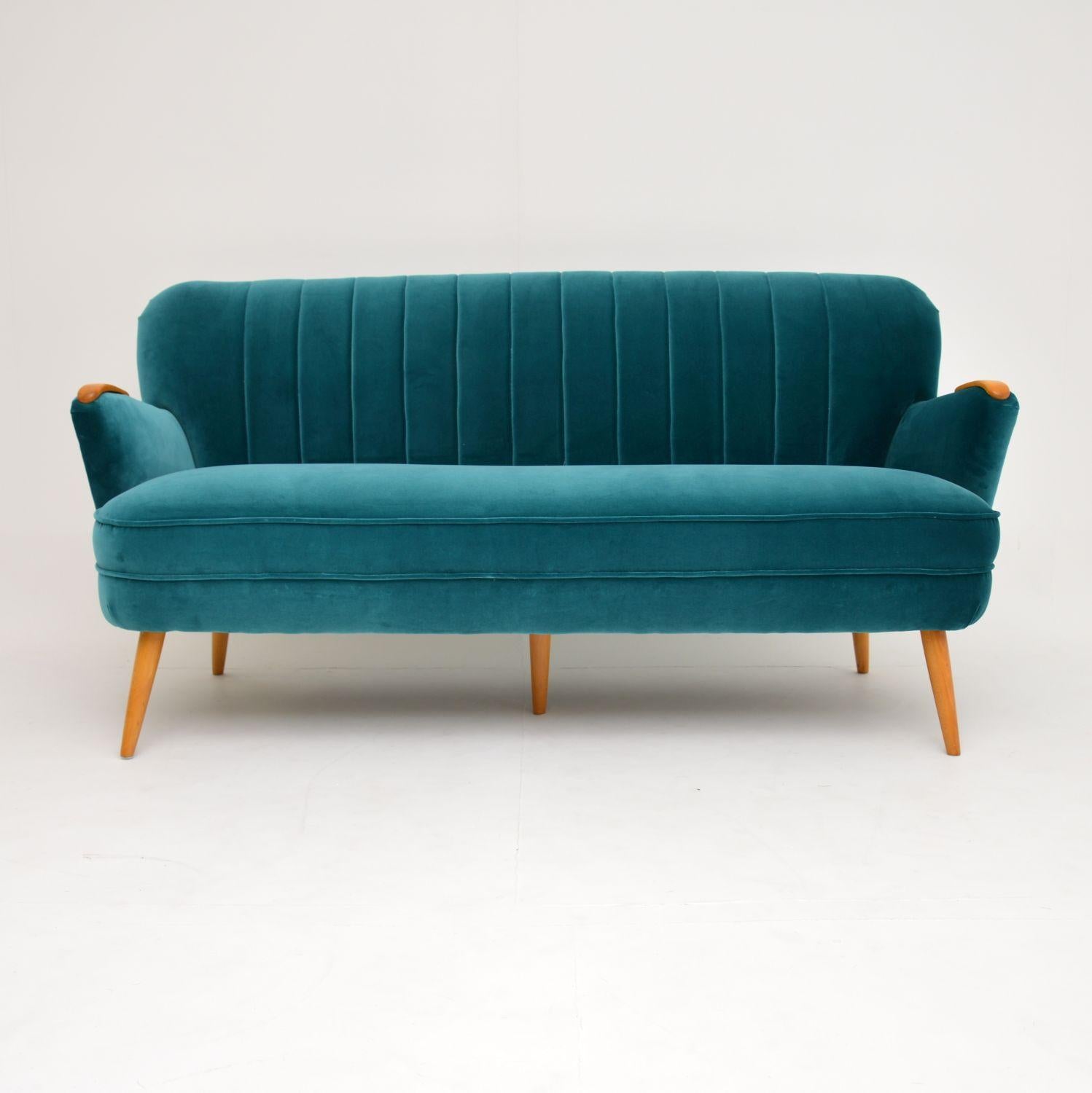 Mid-Century Modern 1960s Vintage German Cocktail Sofa