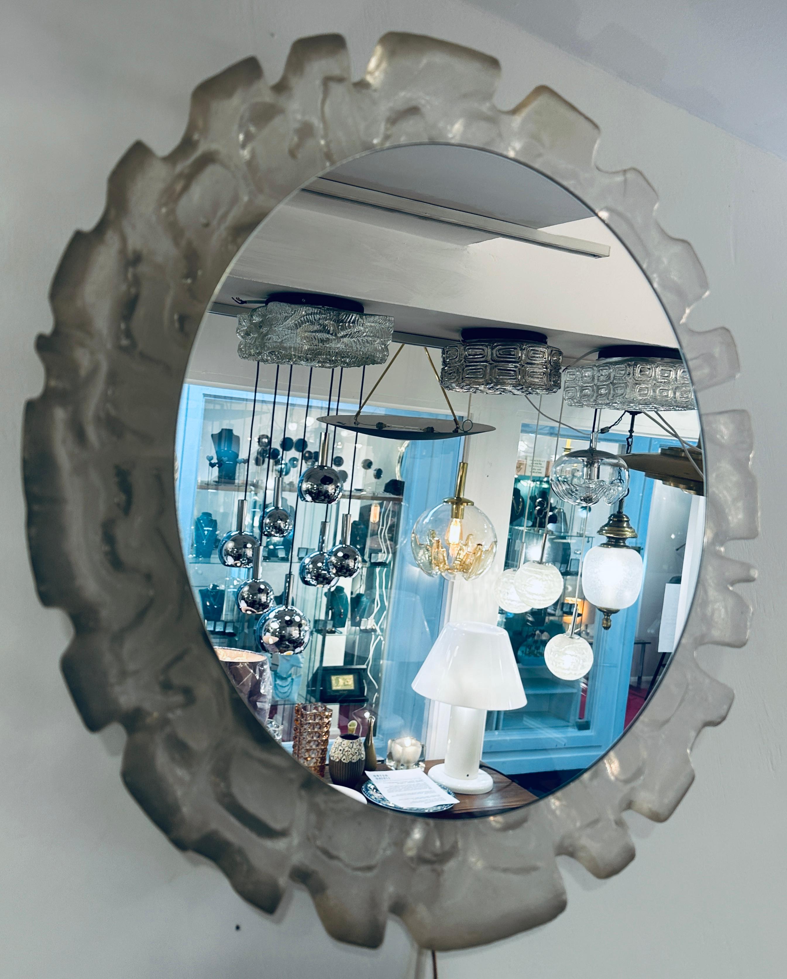 Beleuchteter runder deutscher Lucite-Glas-Wandspiegel im Vintage-Stil, Erco-Stil, 1960er Jahre 6