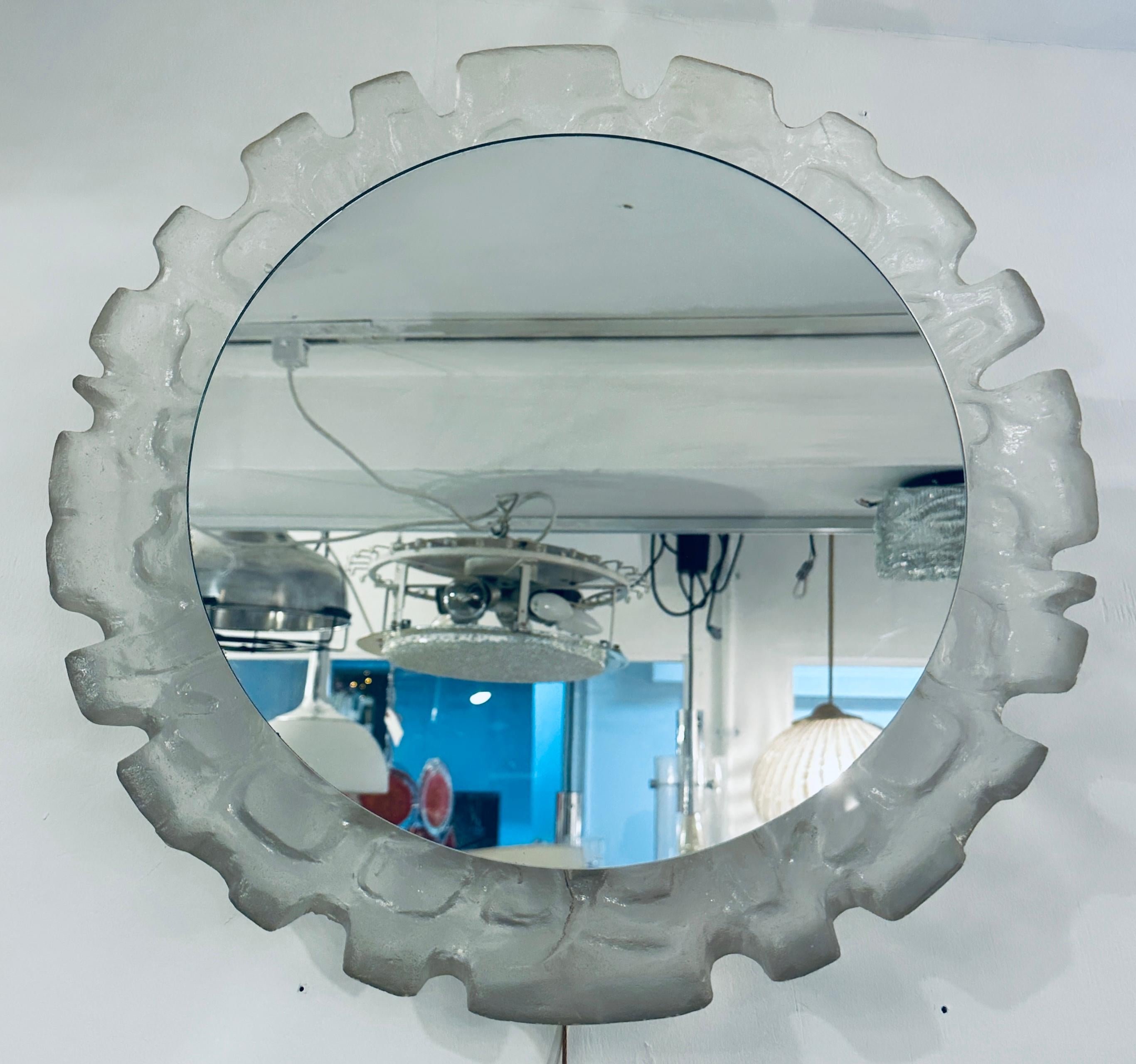 Beleuchteter runder deutscher Lucite-Glas-Wandspiegel im Vintage-Stil, Erco-Stil, 1960er Jahre 7