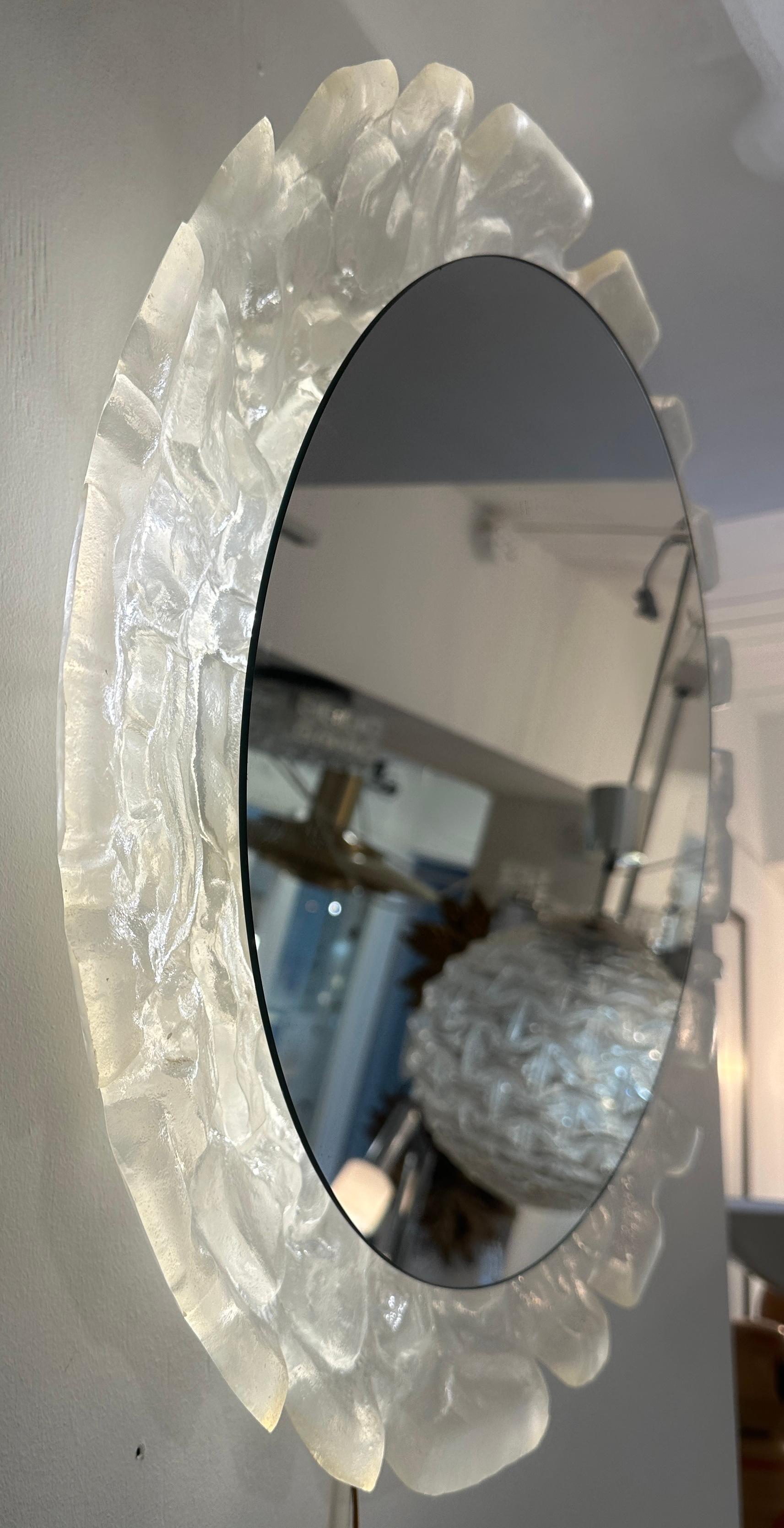 Beleuchteter runder deutscher Lucite-Glas-Wandspiegel im Vintage-Stil, Erco-Stil, 1960er Jahre (Deutsch)