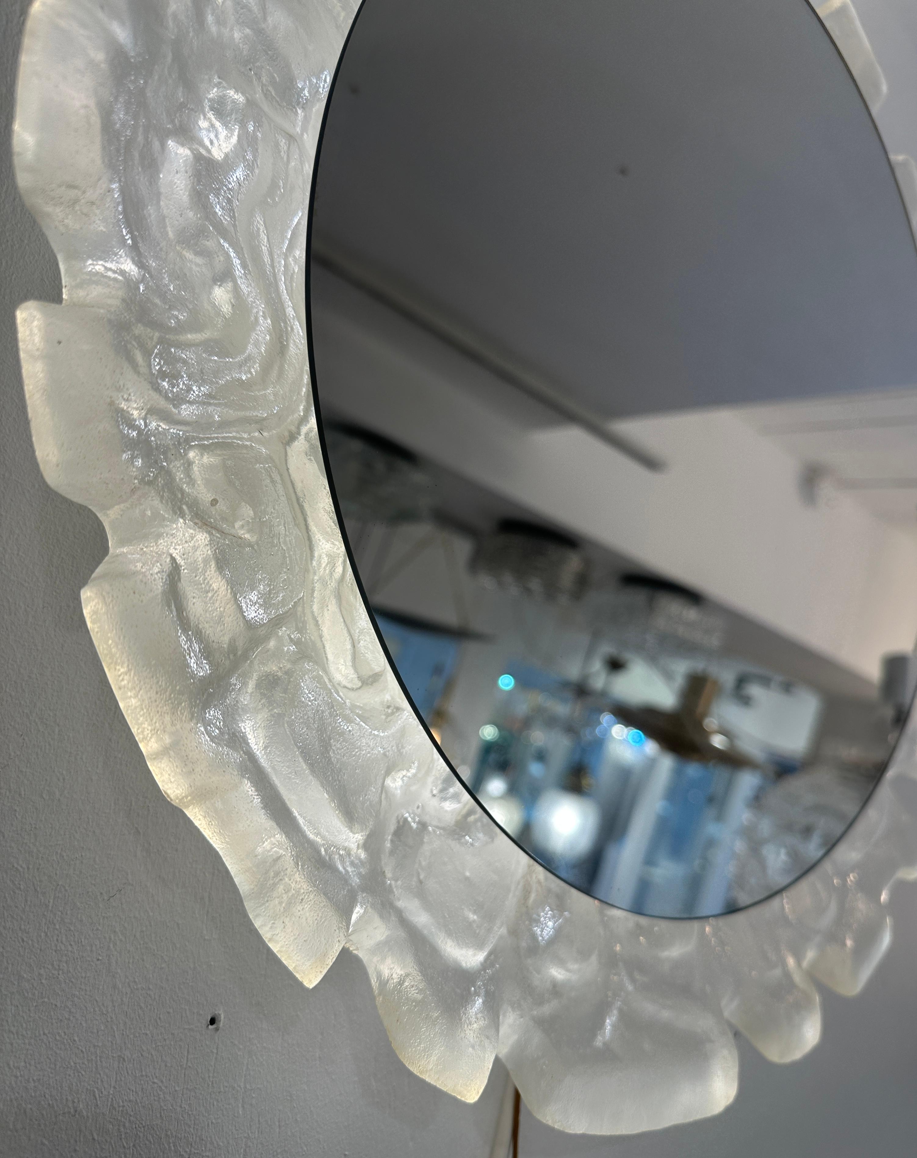 Beleuchteter runder deutscher Lucite-Glas-Wandspiegel im Vintage-Stil, Erco-Stil, 1960er Jahre (Metall)