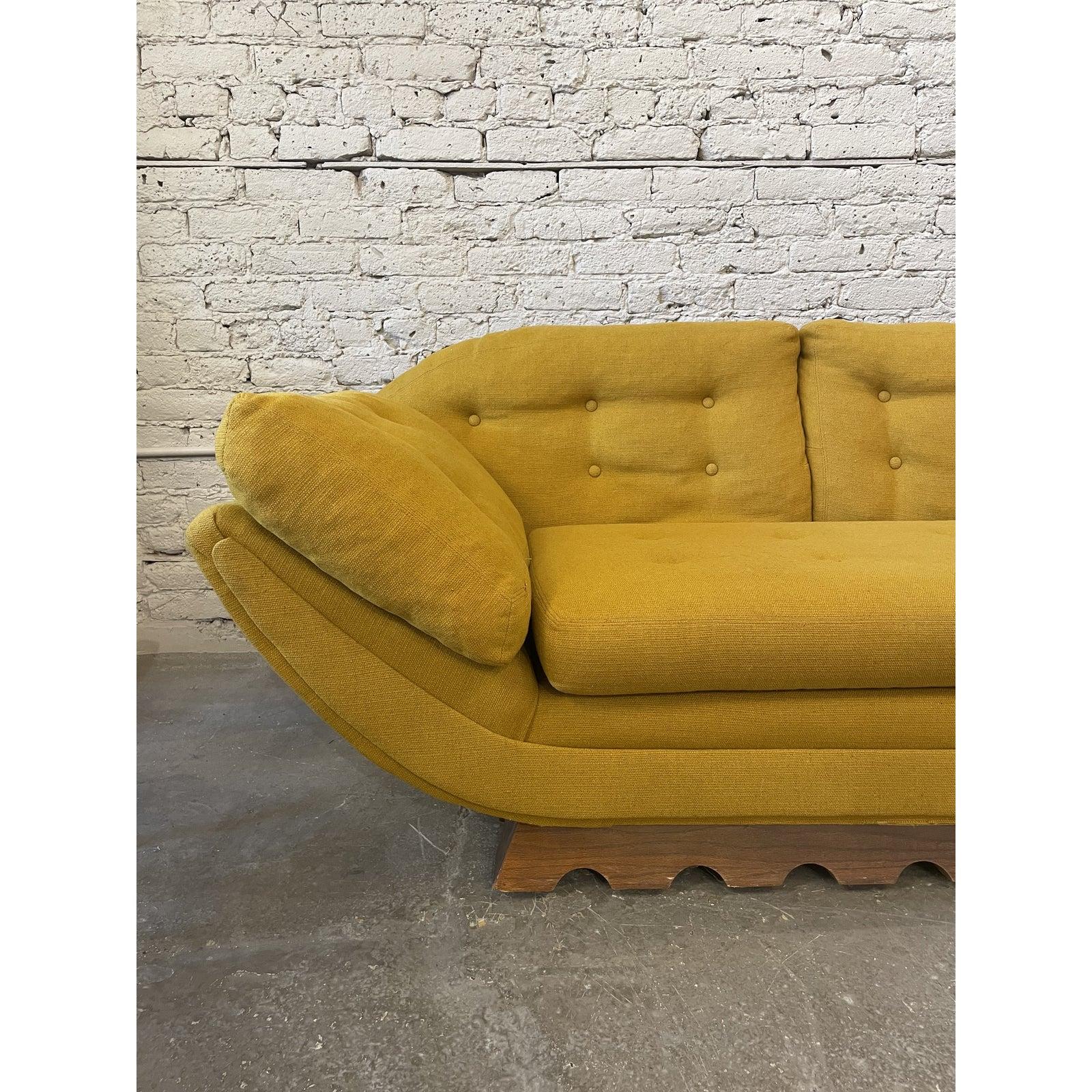 Mid-20th Century 1960s Vintage Gondola Sofa in the Manner of Adrian Pearsall with Scalloped Base For Sale