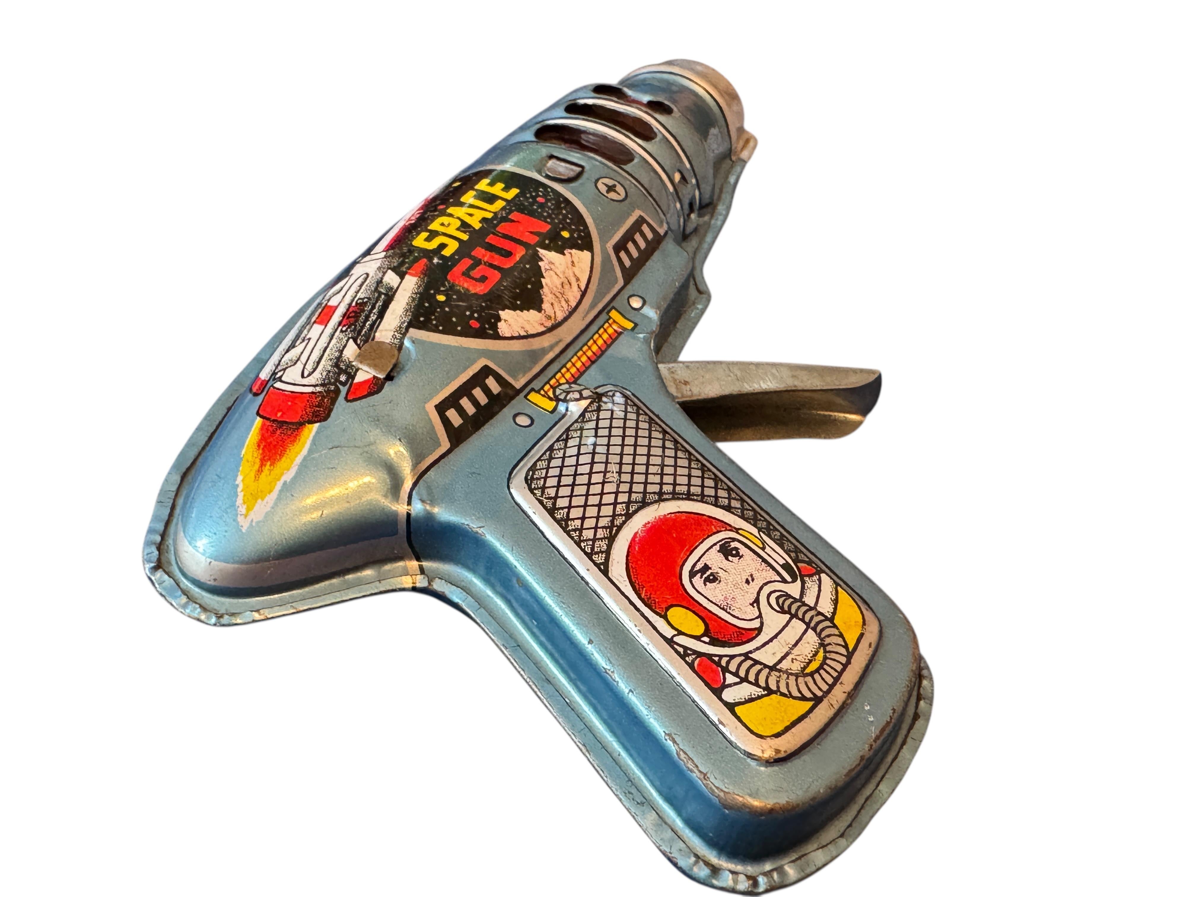 1960s Vintage Haji Japanese Tin Toy Friction Litho Astronaut Rocket Space Gun 6