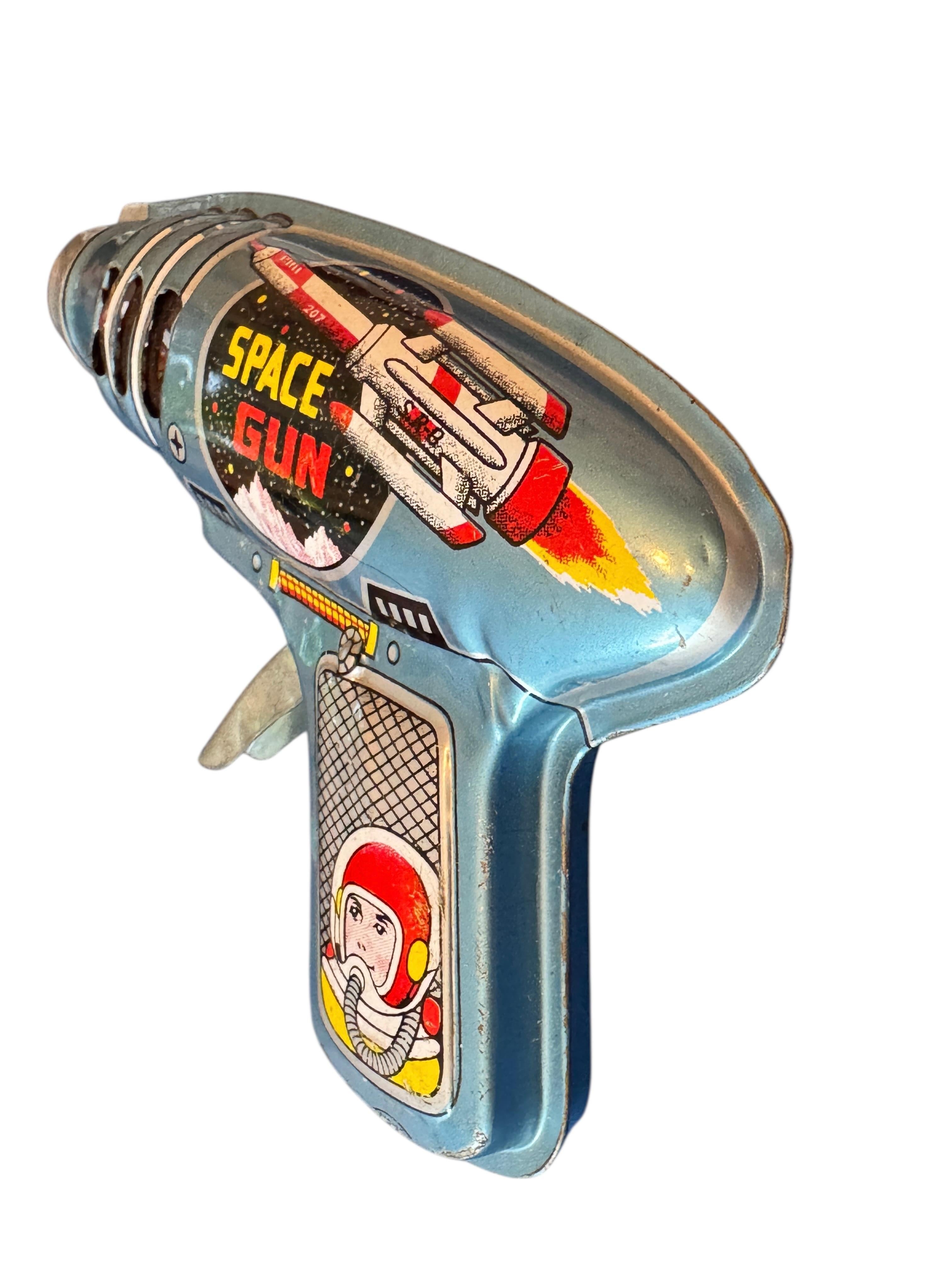 1960s Vintage Haji Japanese Tin Toy Friction Litho Astronaut Rocket Space Gun 7
