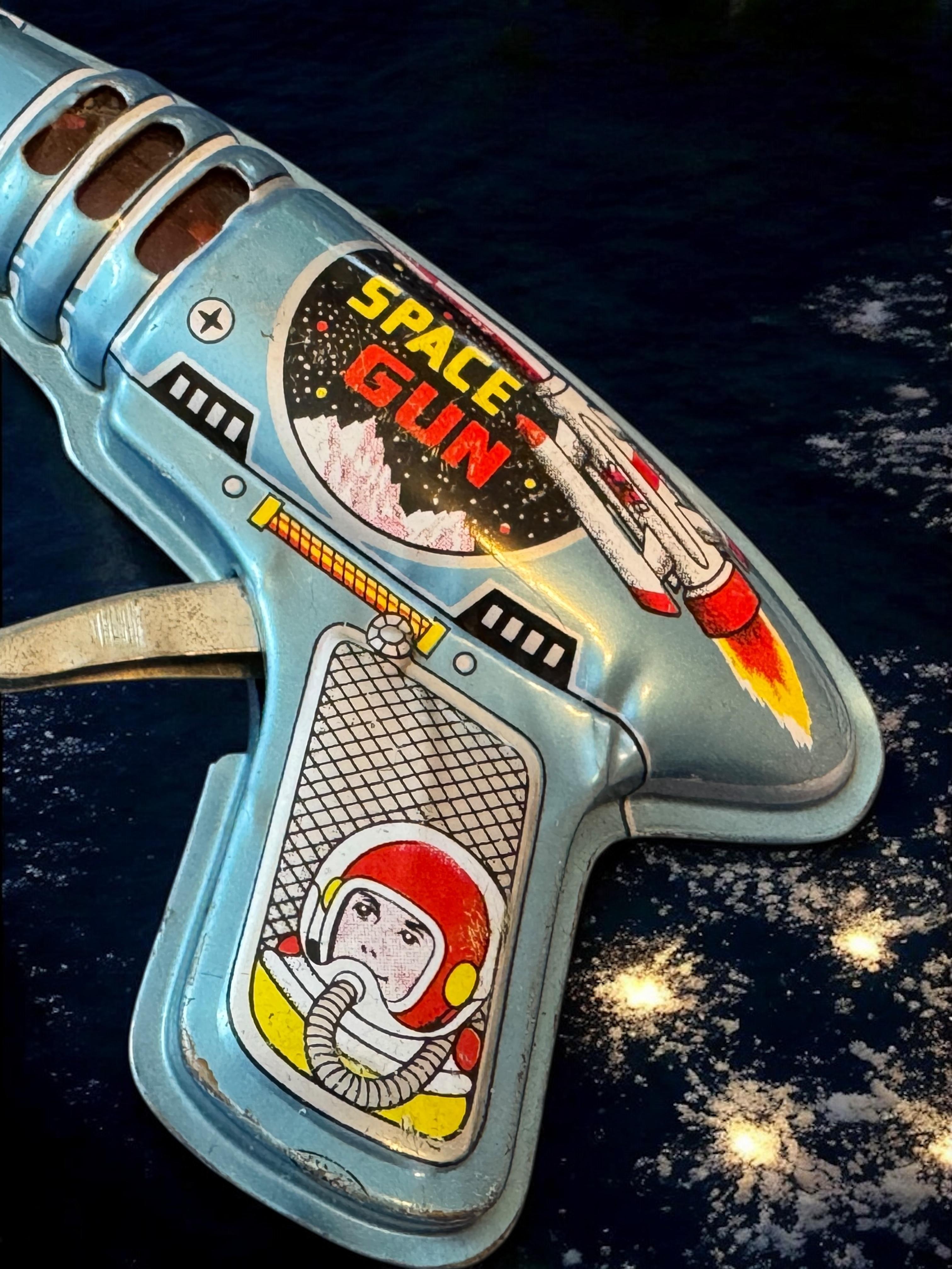 1960s Vintage Haji Japanese Tin Toy Friction Litho Astronaut Rocket Space Gun 12