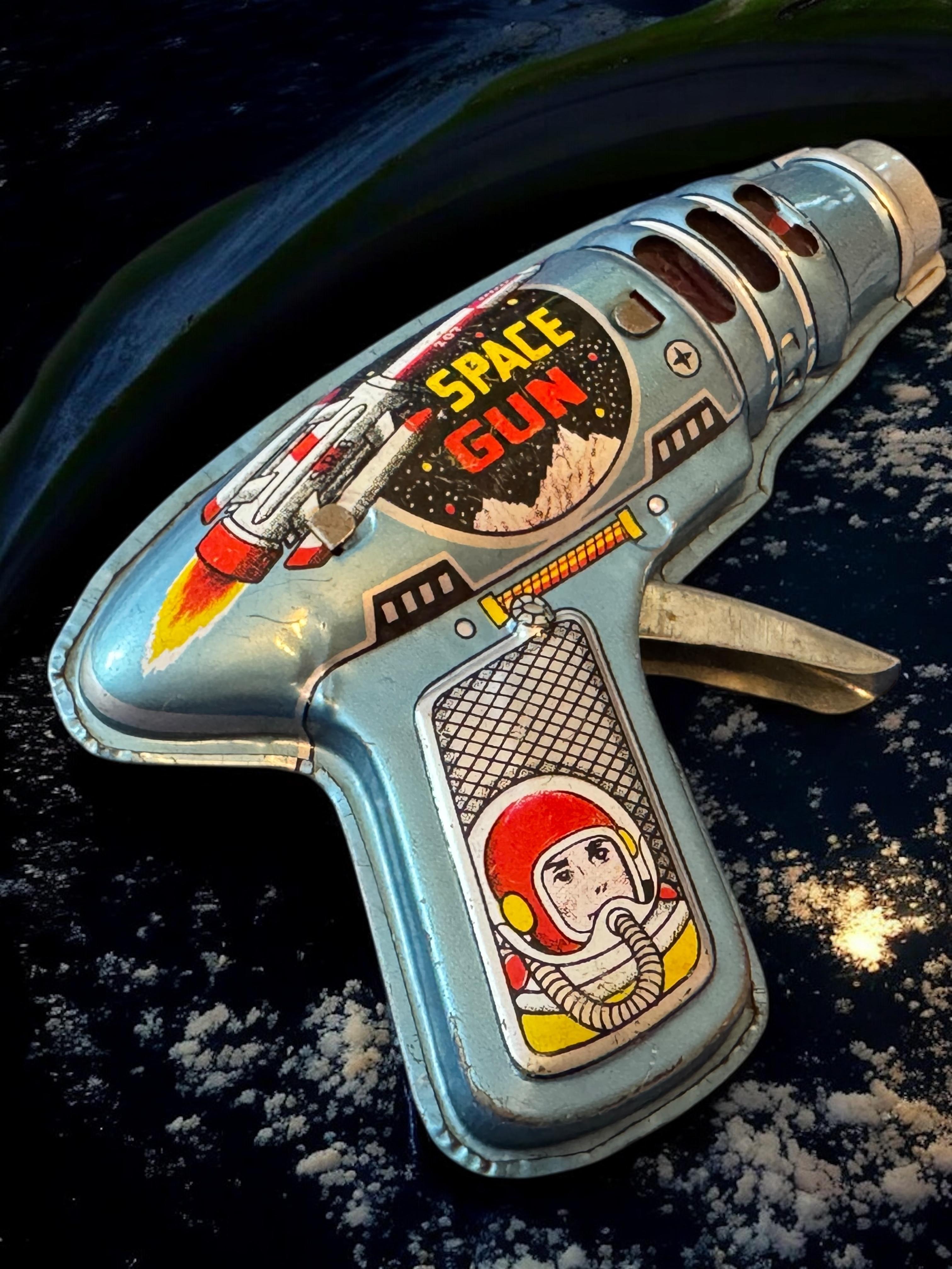 1960s Vintage Haji Japanese Tin Toy Friction Litho Astronaut Rocket Space Gun 15