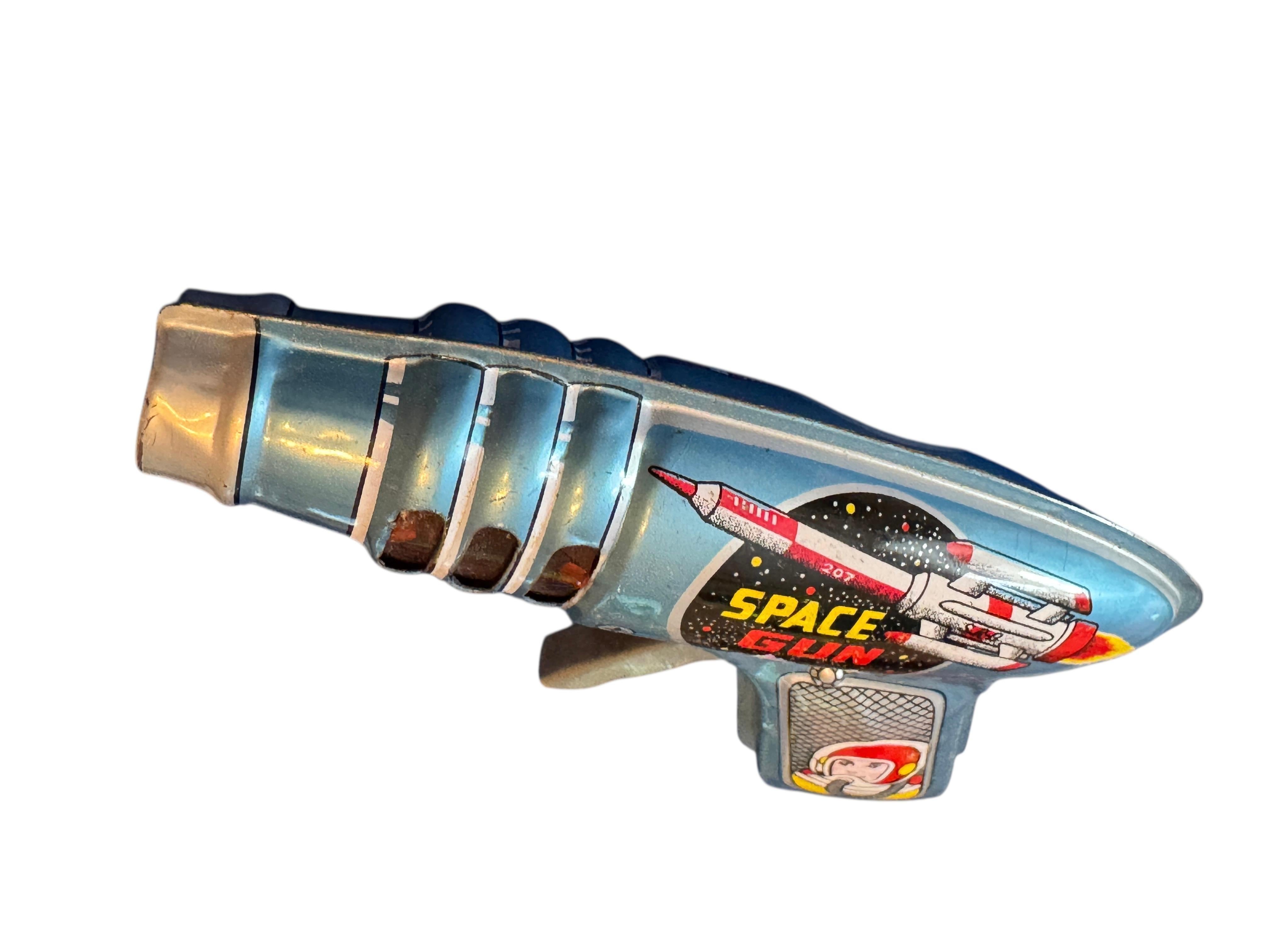 1960s Vintage Haji Japanese Tin Toy Friction Litho Astronaut Rocket Space Gun 2