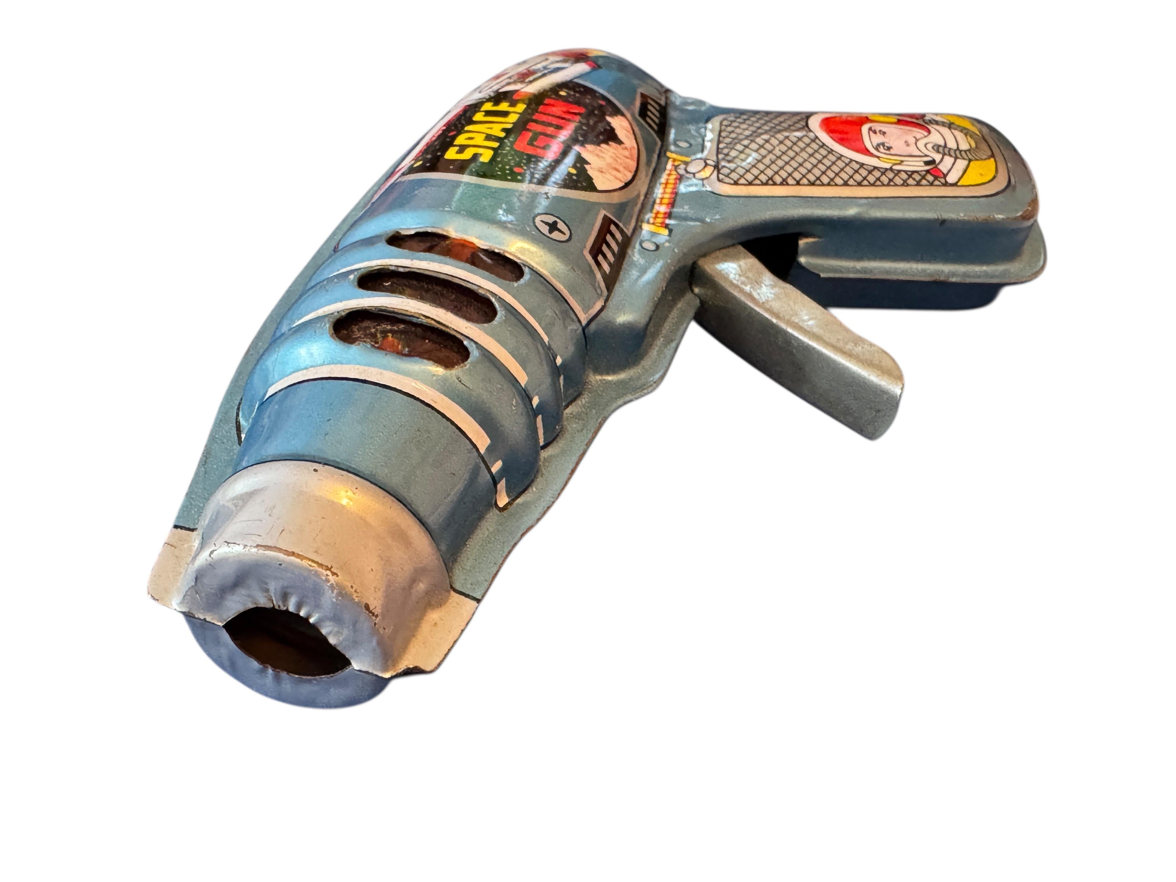 1960s Vintage Haji Japanese Tin Toy Friction Litho Astronaut Rocket Space Gun 3