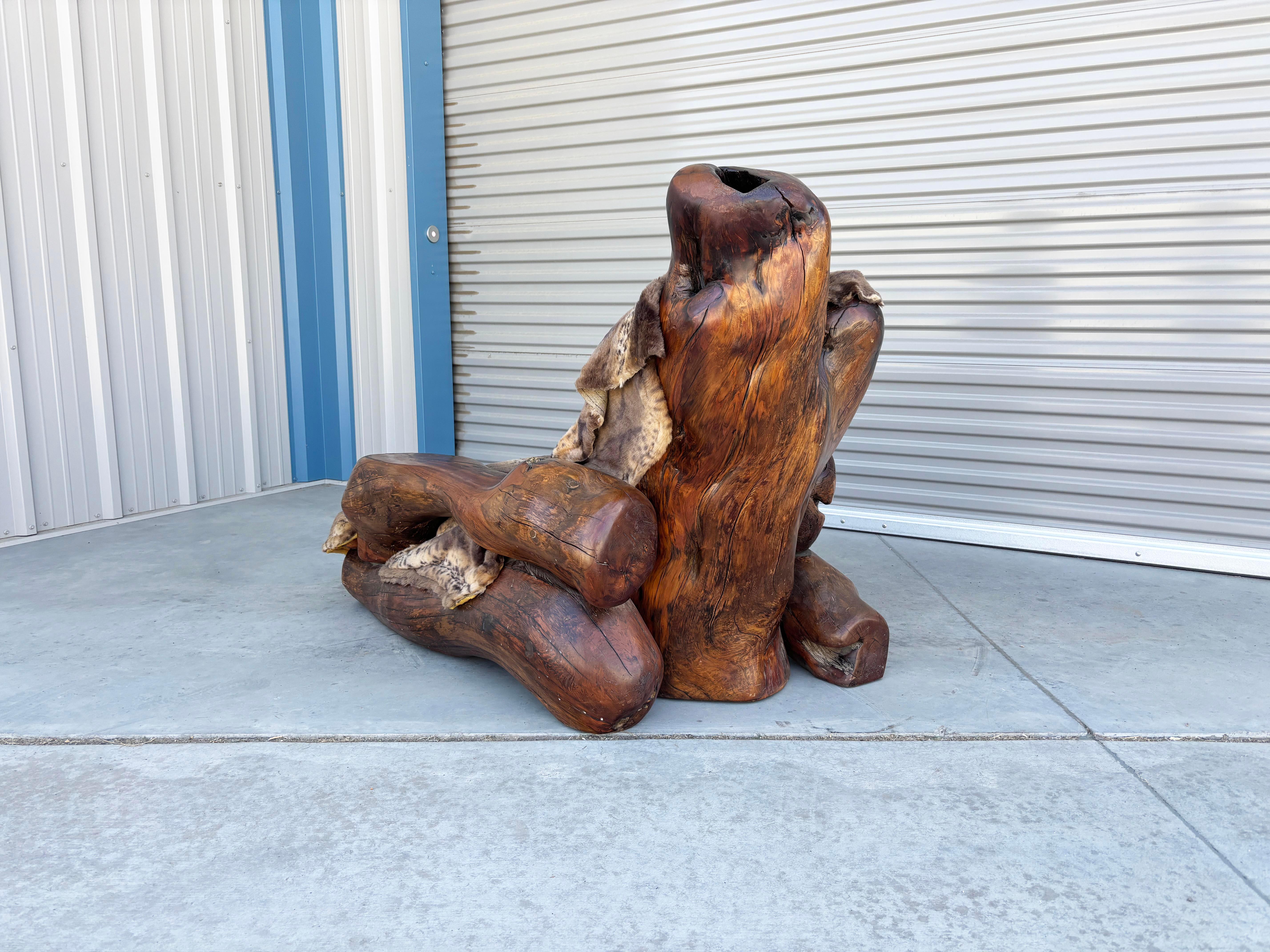 1960er Jahre Vintage Handcrafted Burl Redwood Stuhl und Ottoman im Angebot 3