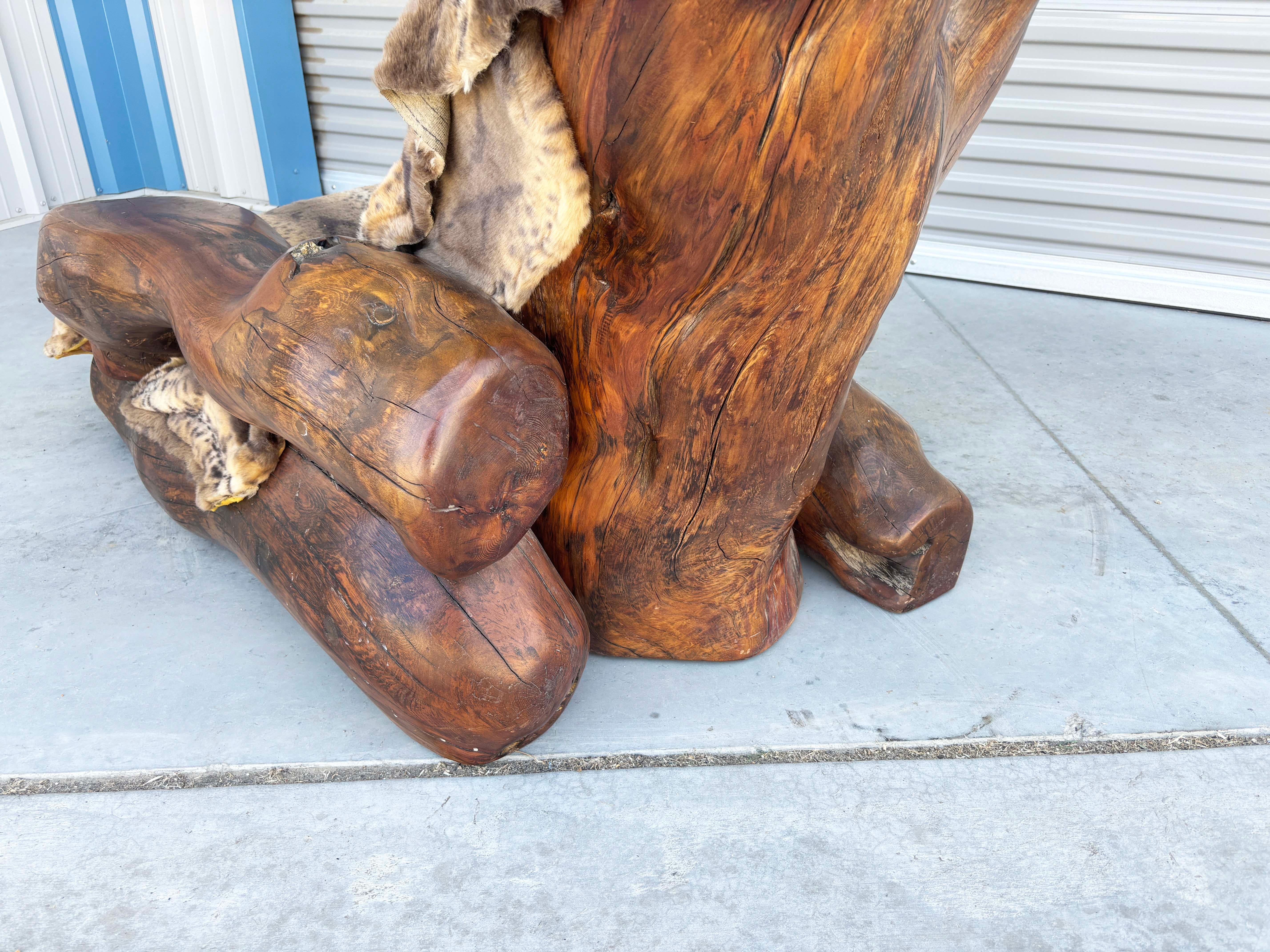 1960er Jahre Vintage Handcrafted Burl Redwood Stuhl und Ottoman im Angebot 4