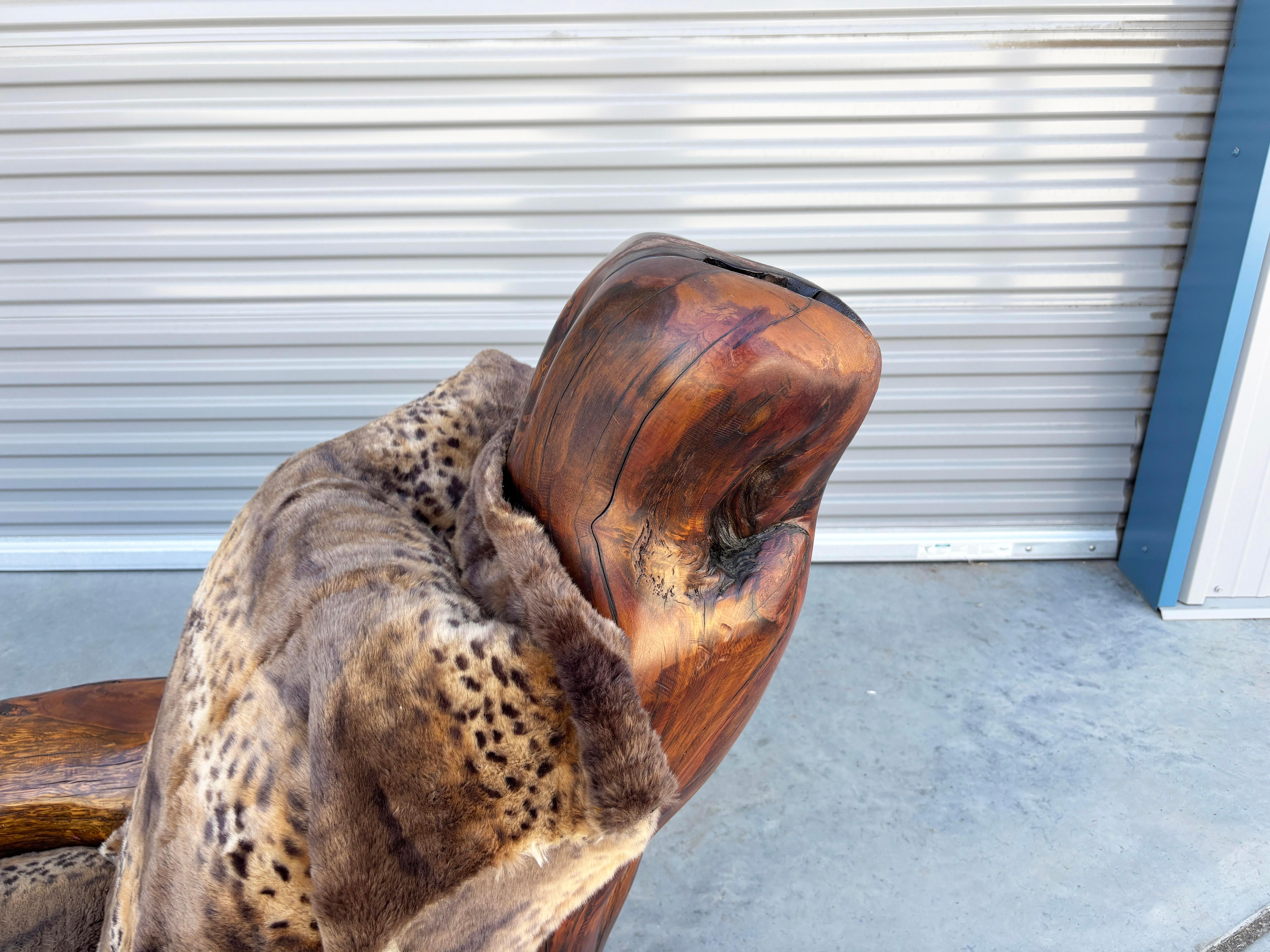 1960er Jahre Vintage Handcrafted Burl Redwood Stuhl und Ottoman im Angebot 2